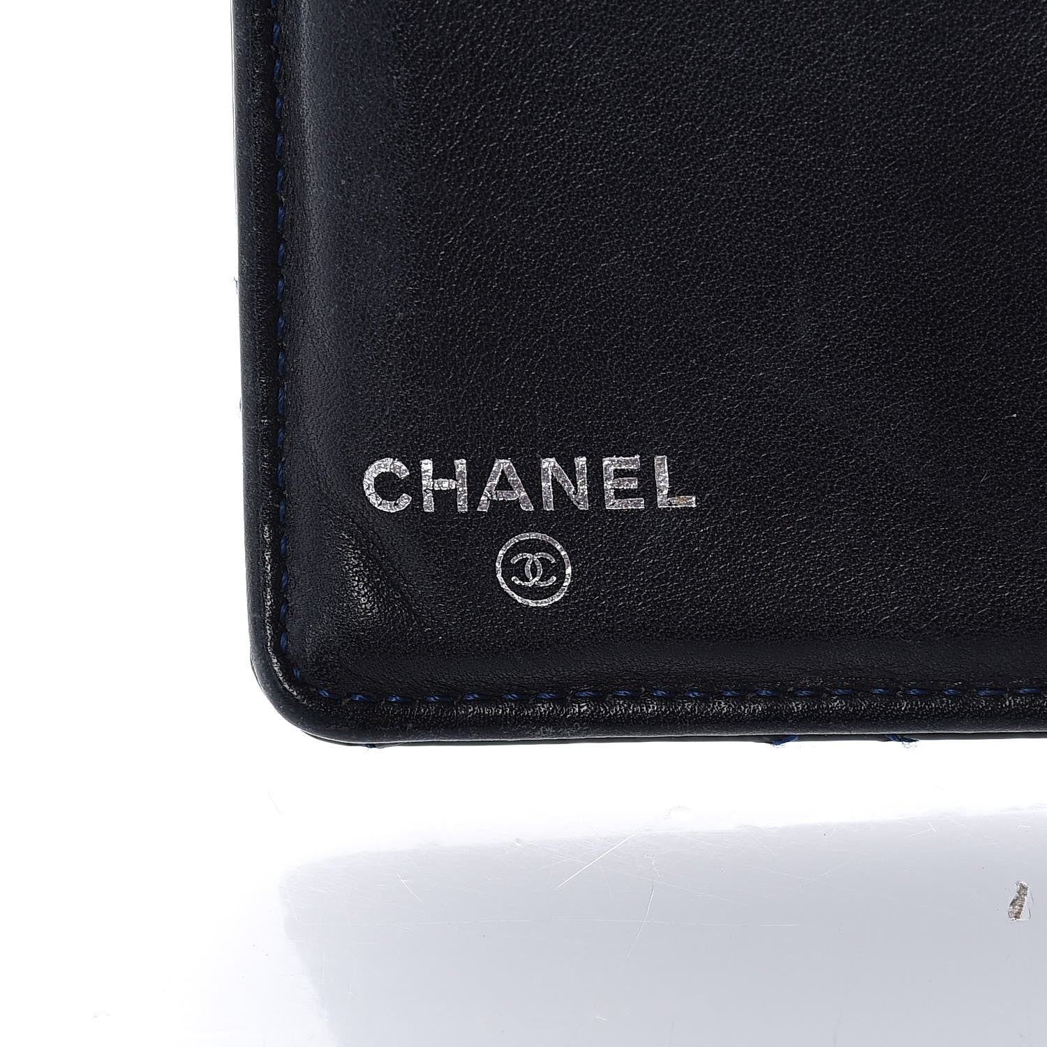 Chanel Patent Quilted Brilliant Yen Wallet Blue Fonce 6 of 15