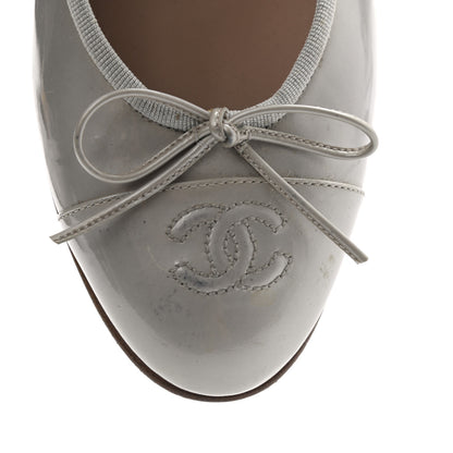 Chanel Calfskin Patent Cap Toe CC Ballerina Flats 40 Grey 9 of 9