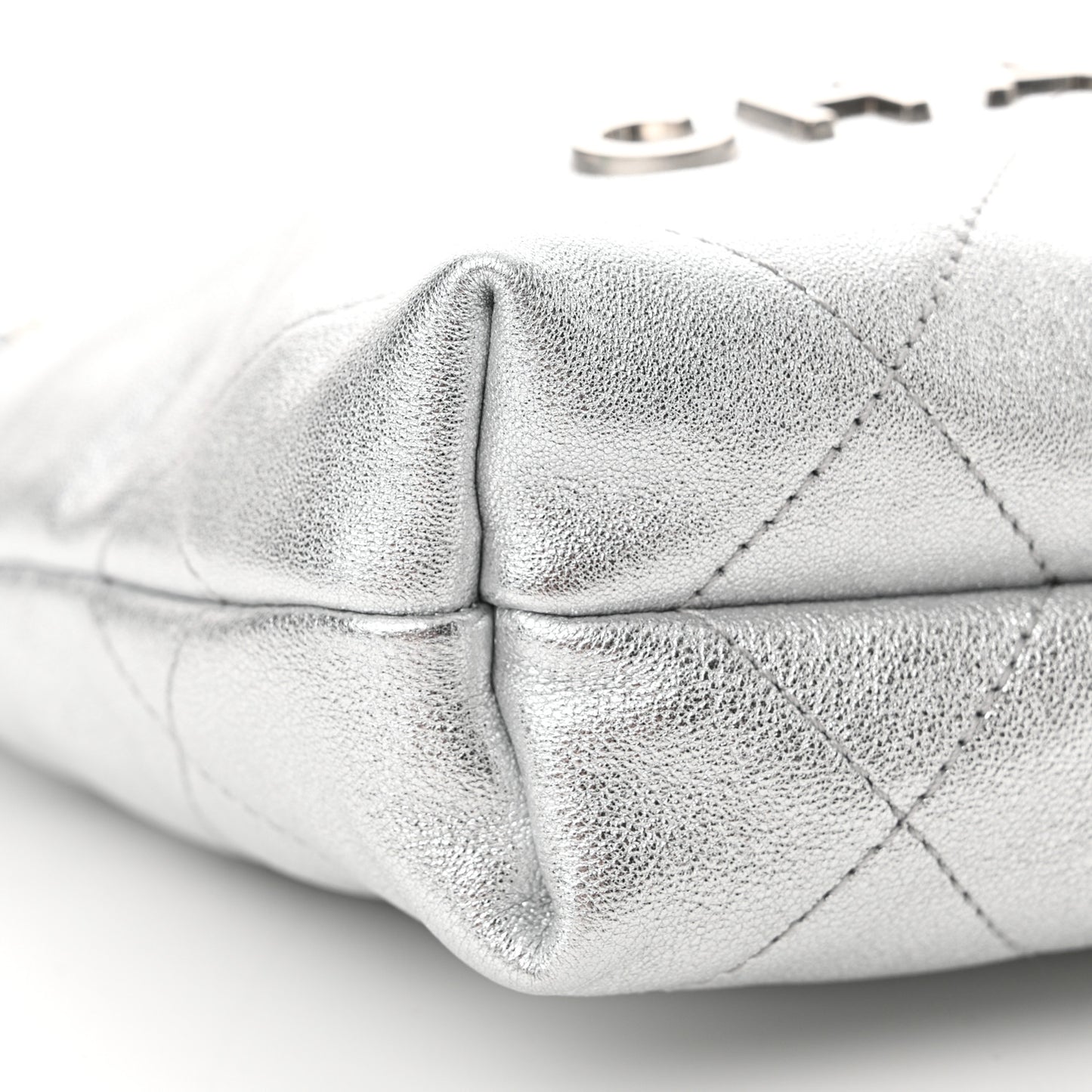 Metallic Lambskin Quilted Mini Chanel 22 Silvery