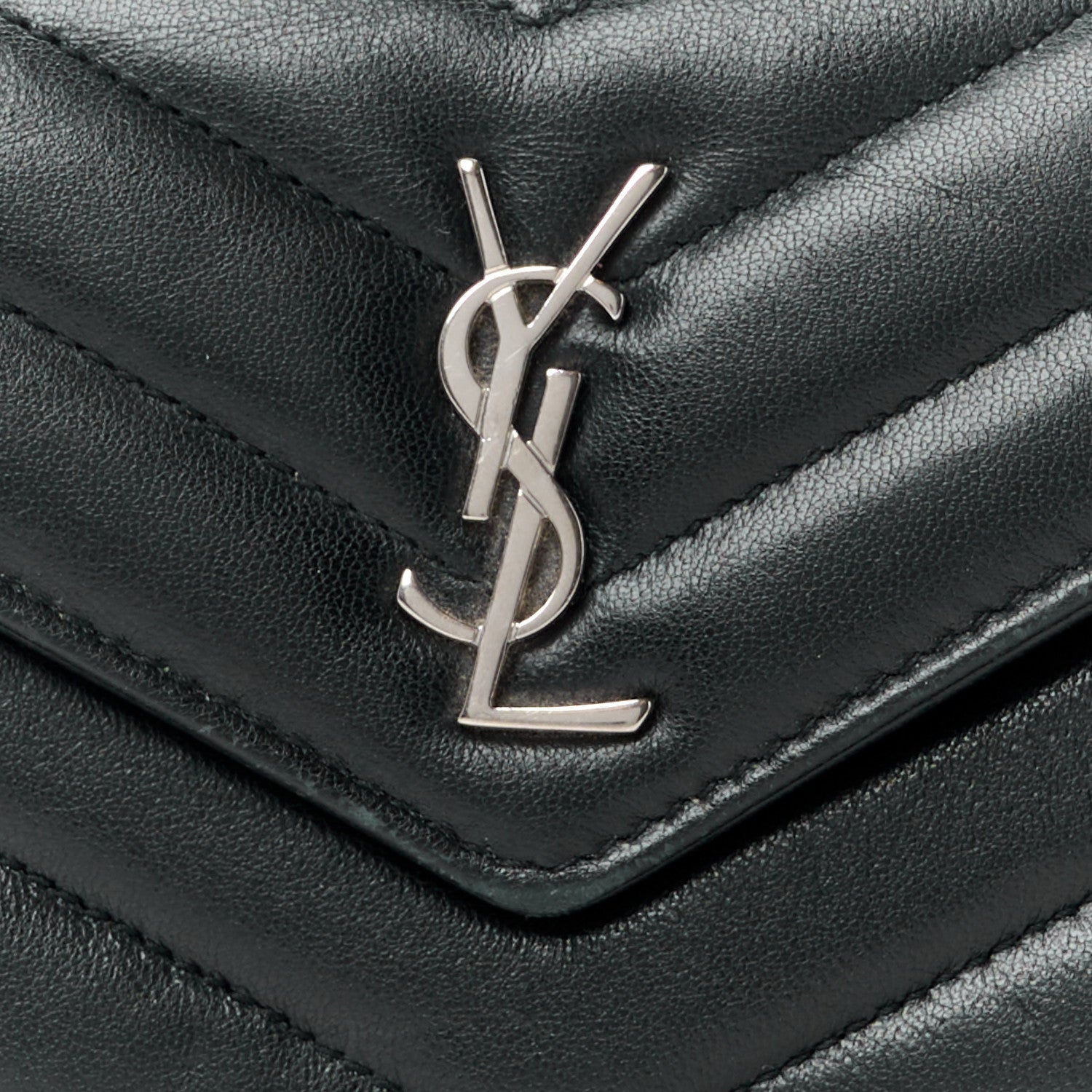Saint Laurent SAINT LAURENT Lambskin Y Quilted Monogram Large Loulou Flap Wallet Black 10 of 15