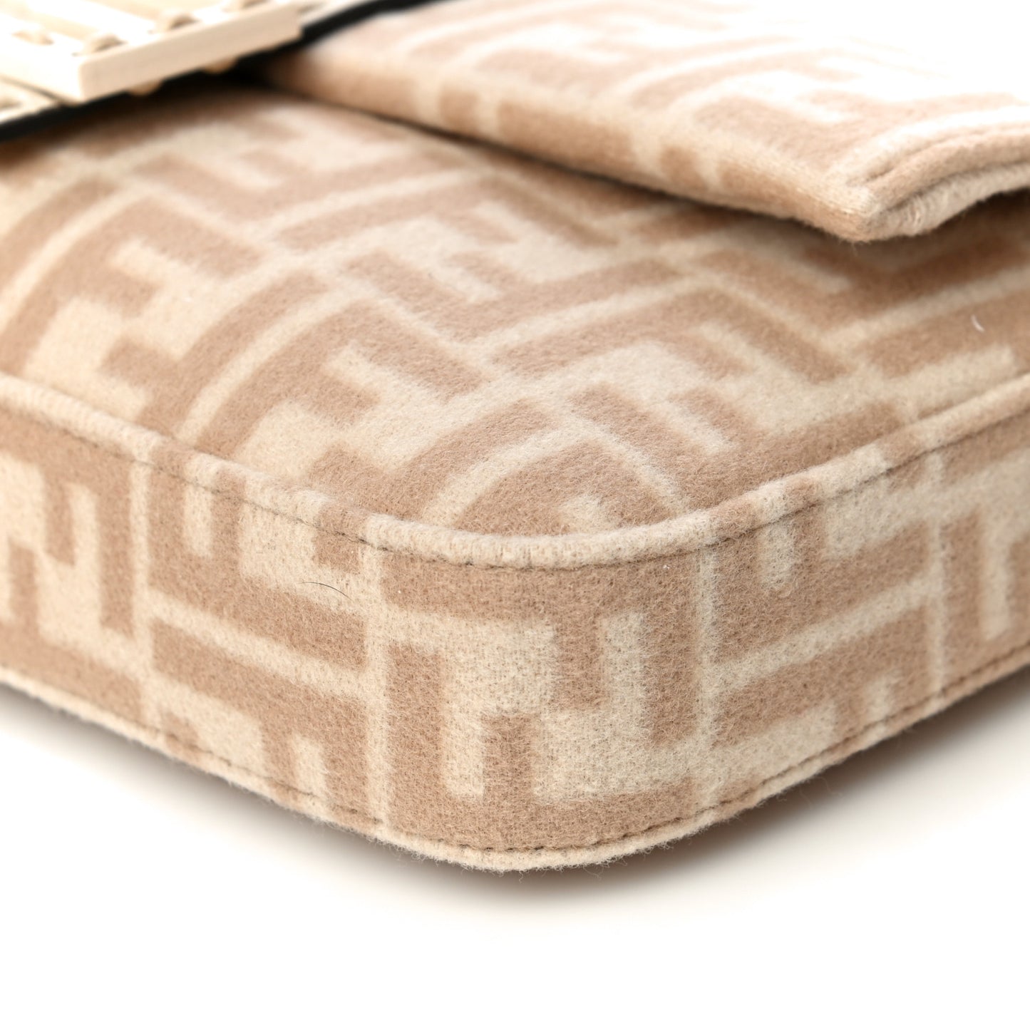 Wool Cuoio Romano Selleria FF 1974 Baguette 1997 Beige Cammello Camelia