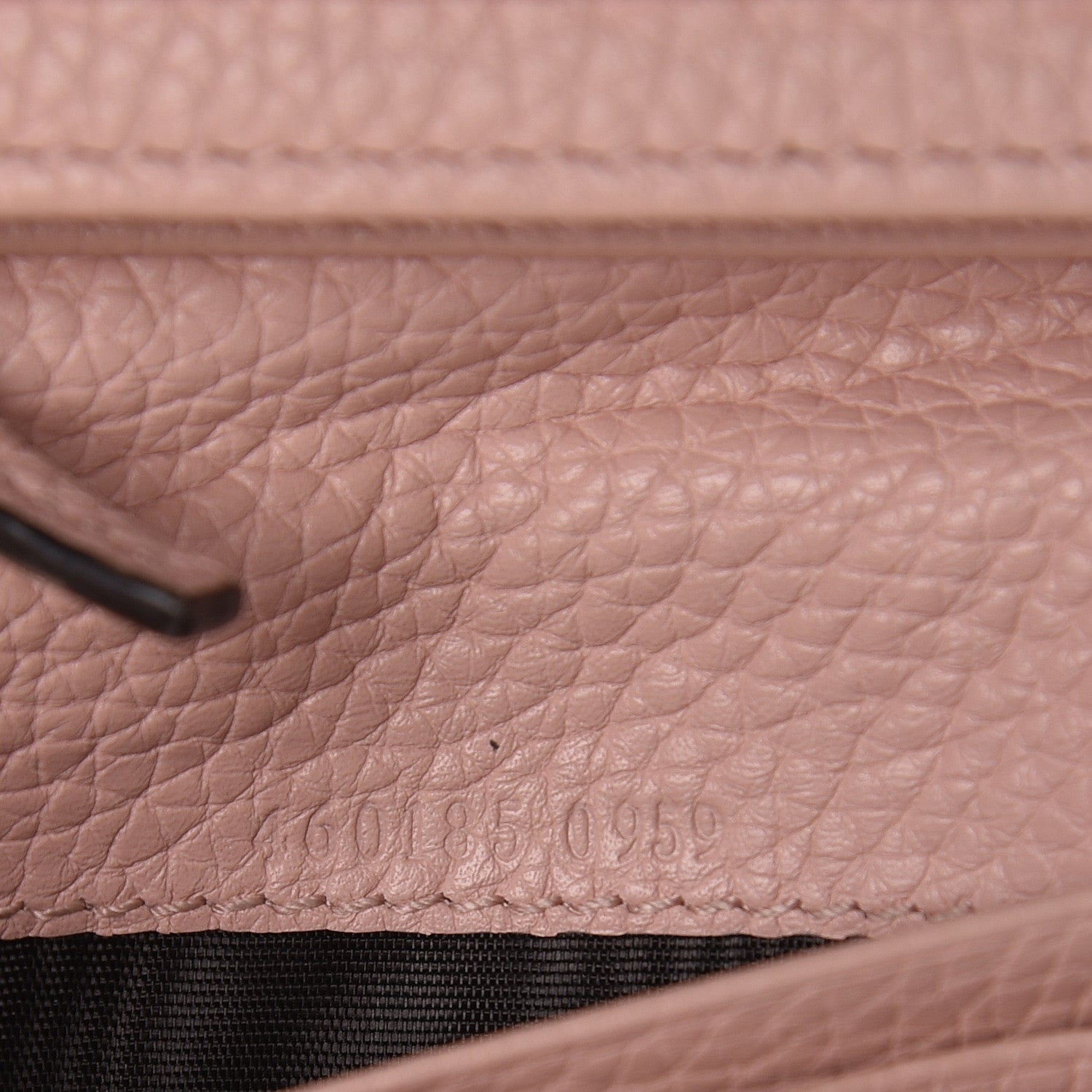 Gucci Cellarius Calfskin Blind for Love Animalier Card Case Perfect Pink 8 of 12