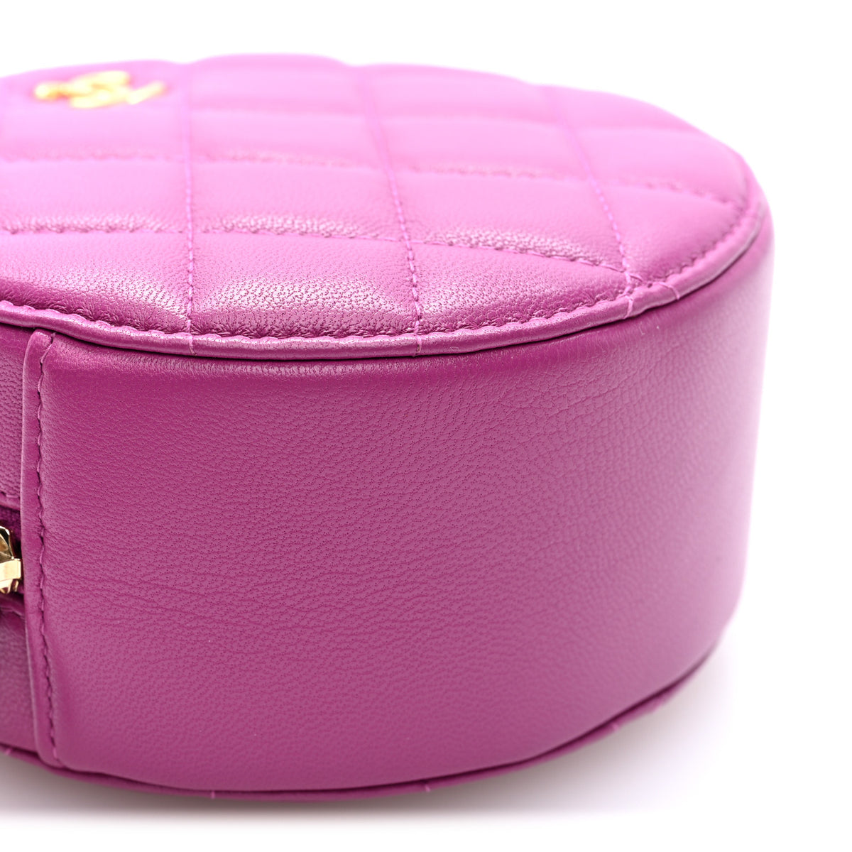 Lambskin Quilted Round Pearl Crush Clutch With Chain Purple