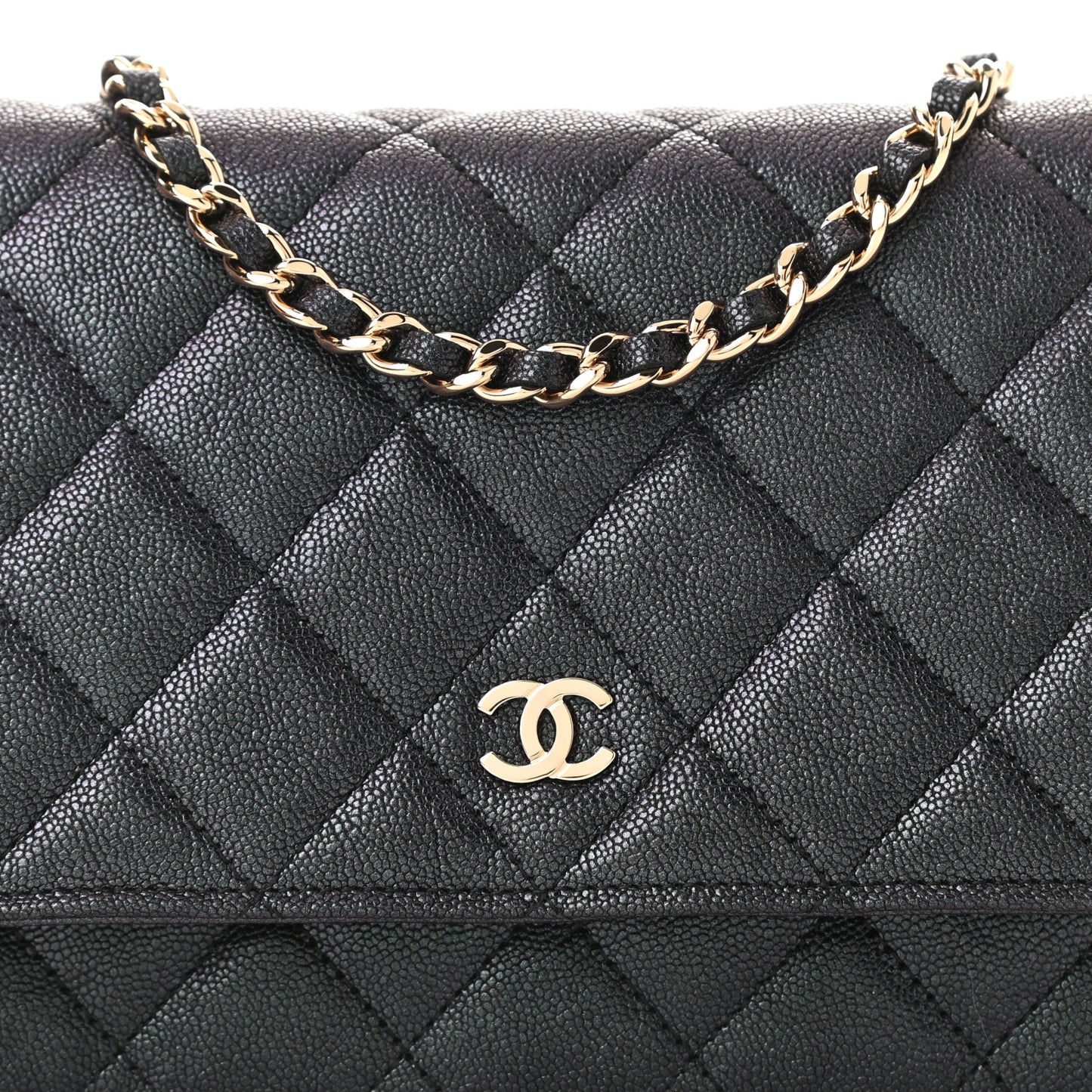 Iridescent Caviar Quilted Wallet On Chain WOC Black