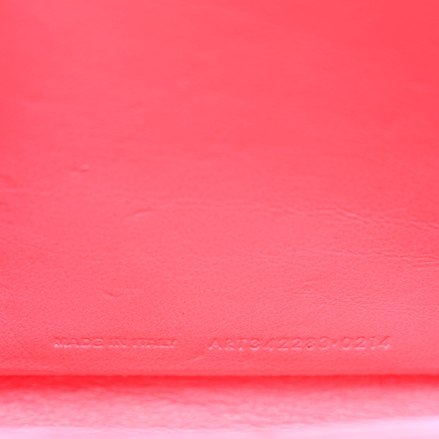 Grain de Poudre Classic Letters Chain Wallet Fuchsia