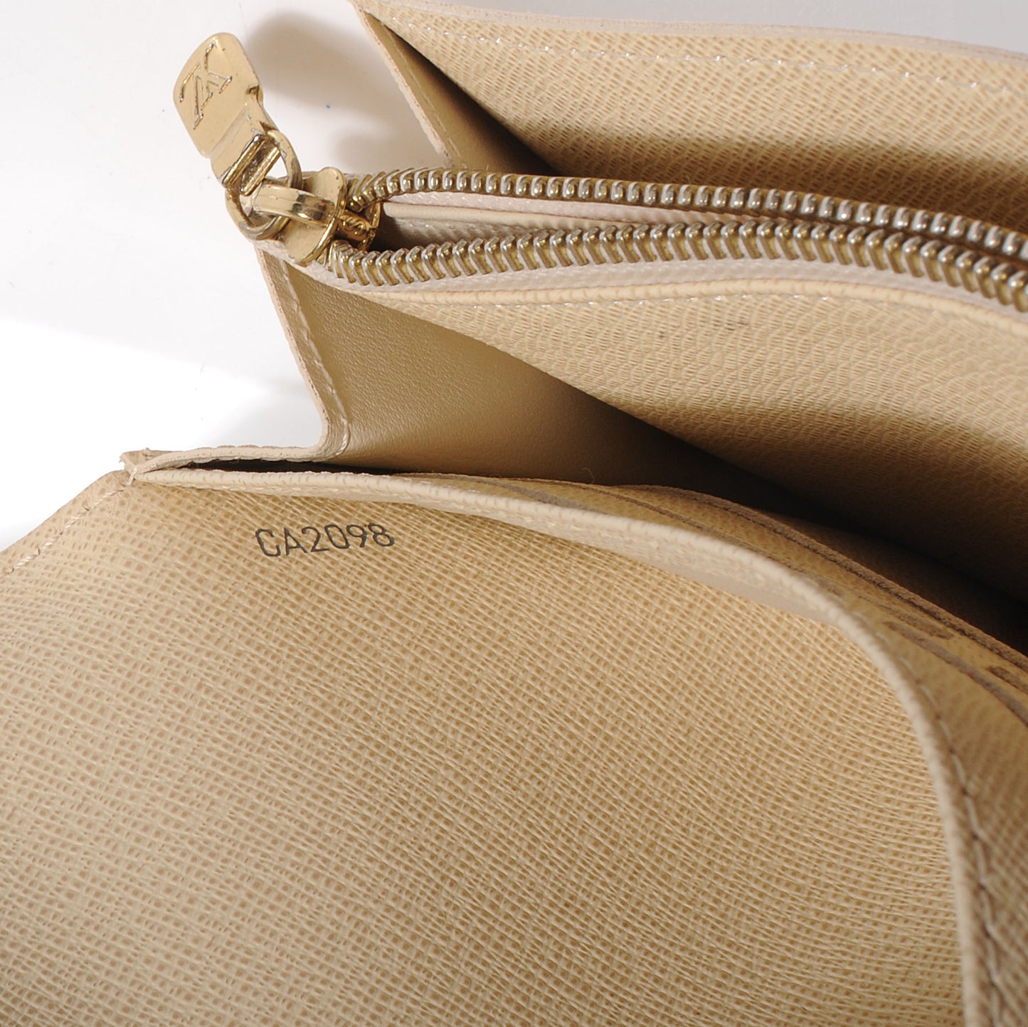 Damier Azur Sarah Wallet