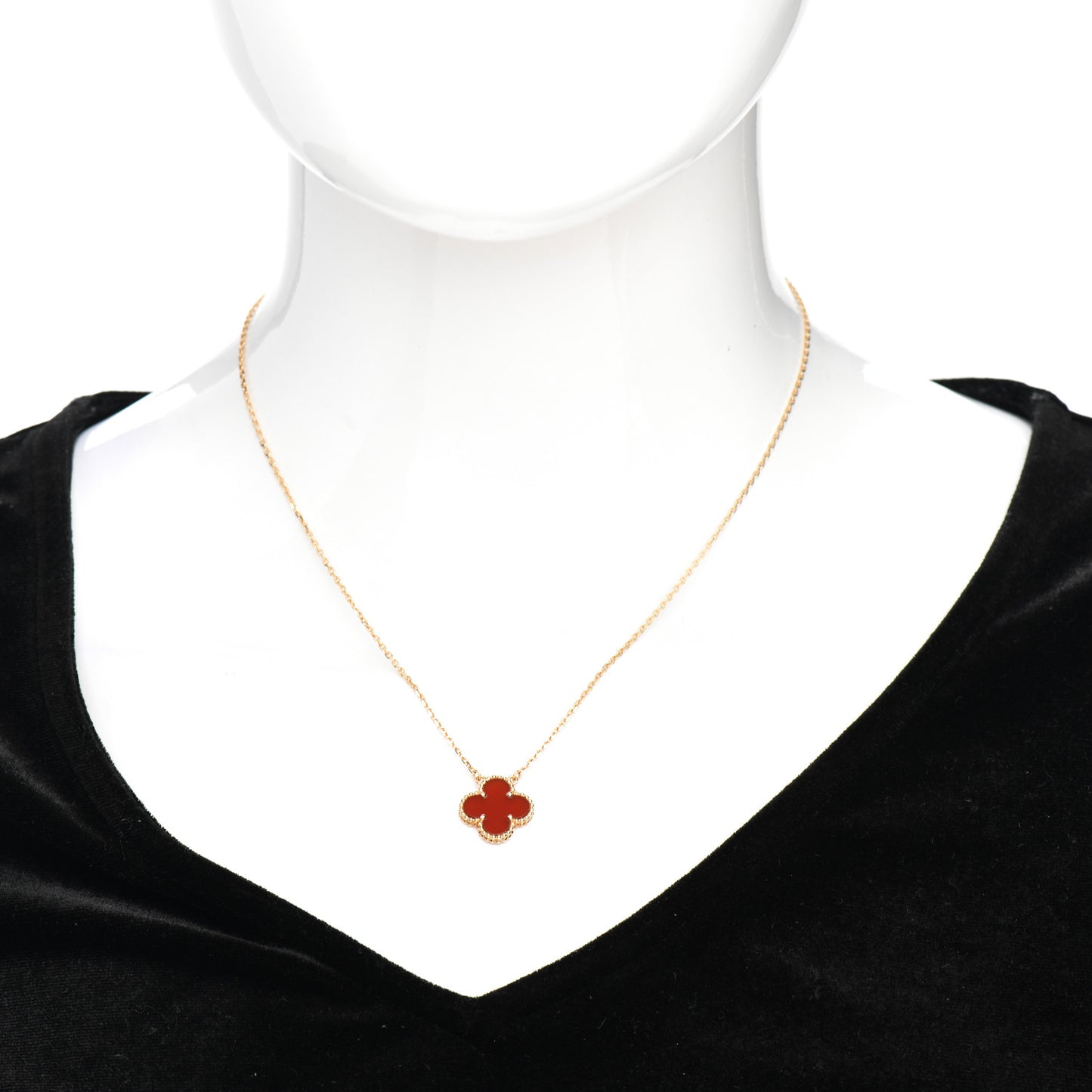 18K Yellow Gold Carnelian Vintage Alhambra Pendant Necklace