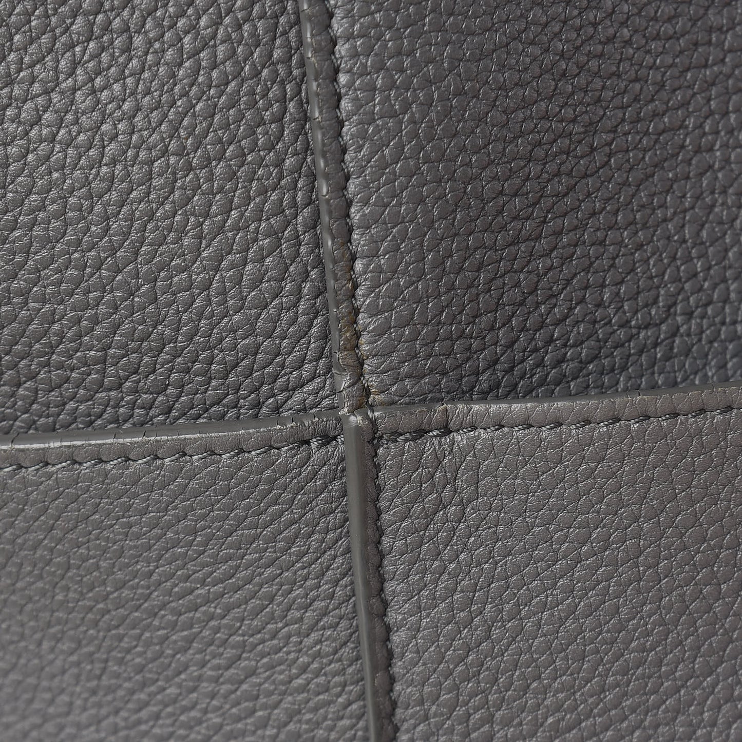 Soft Grained Calfskin Sangle Bucket Bag Storm