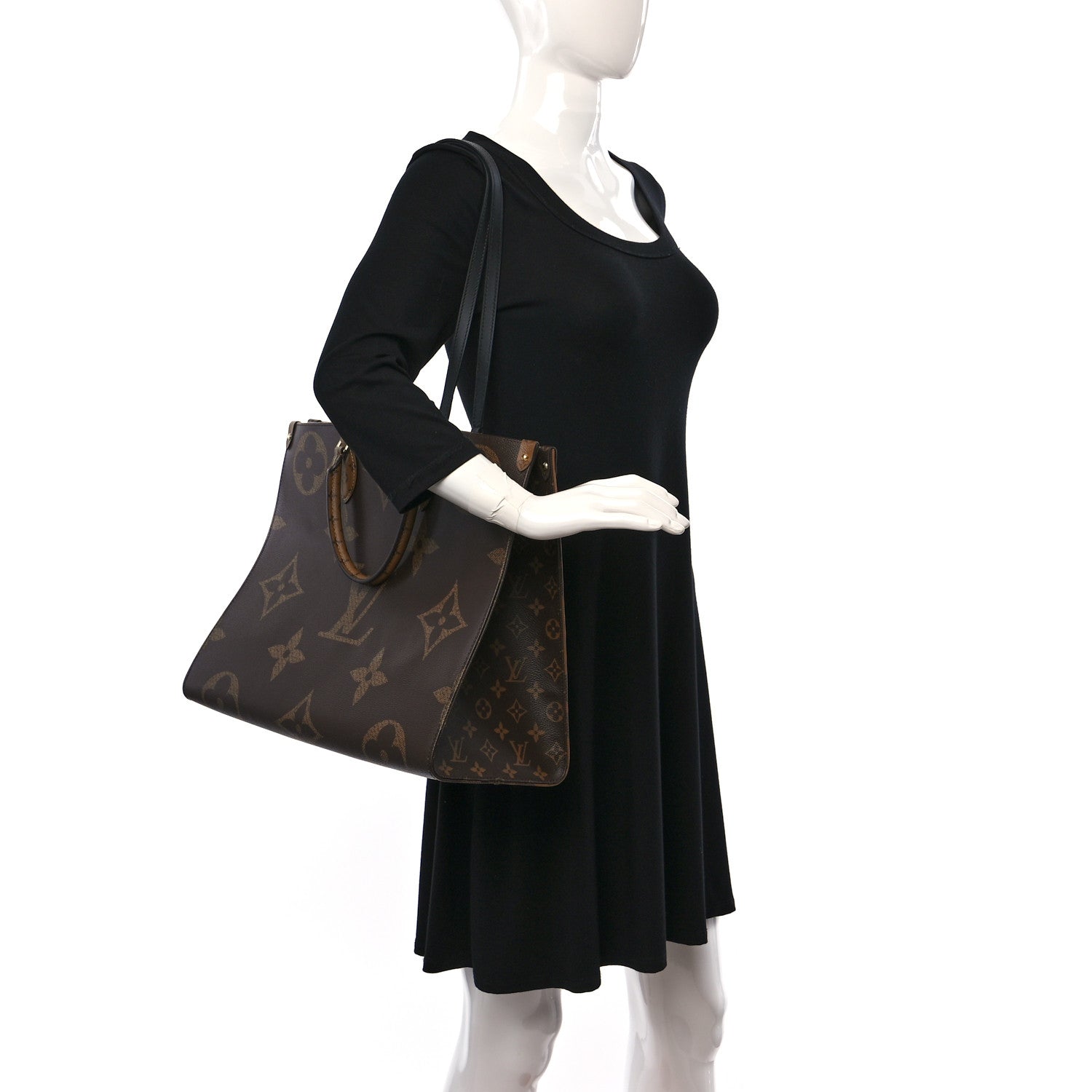 Louis Vuitton Reverse Monogram Giant Onthego GM 2 of 8