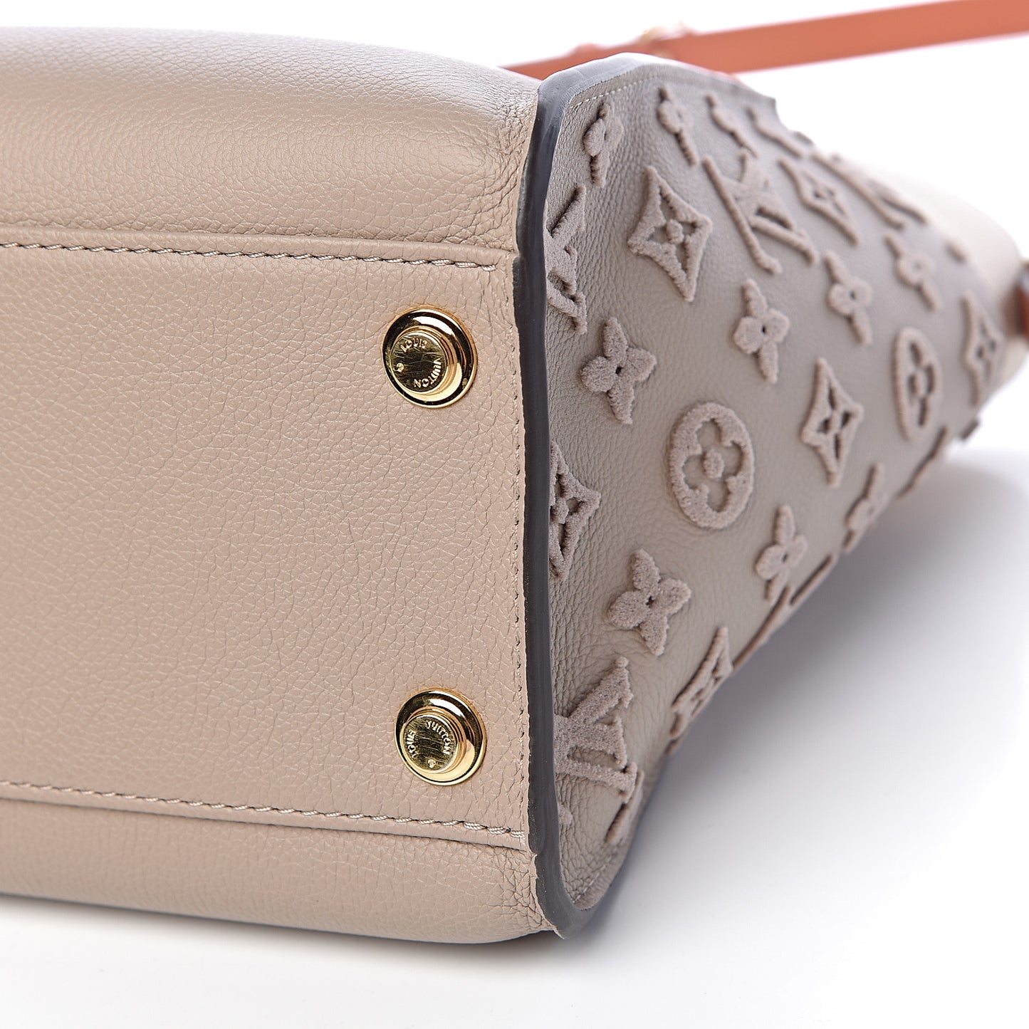 Calfskin Monogram Tufting On My Side Galet