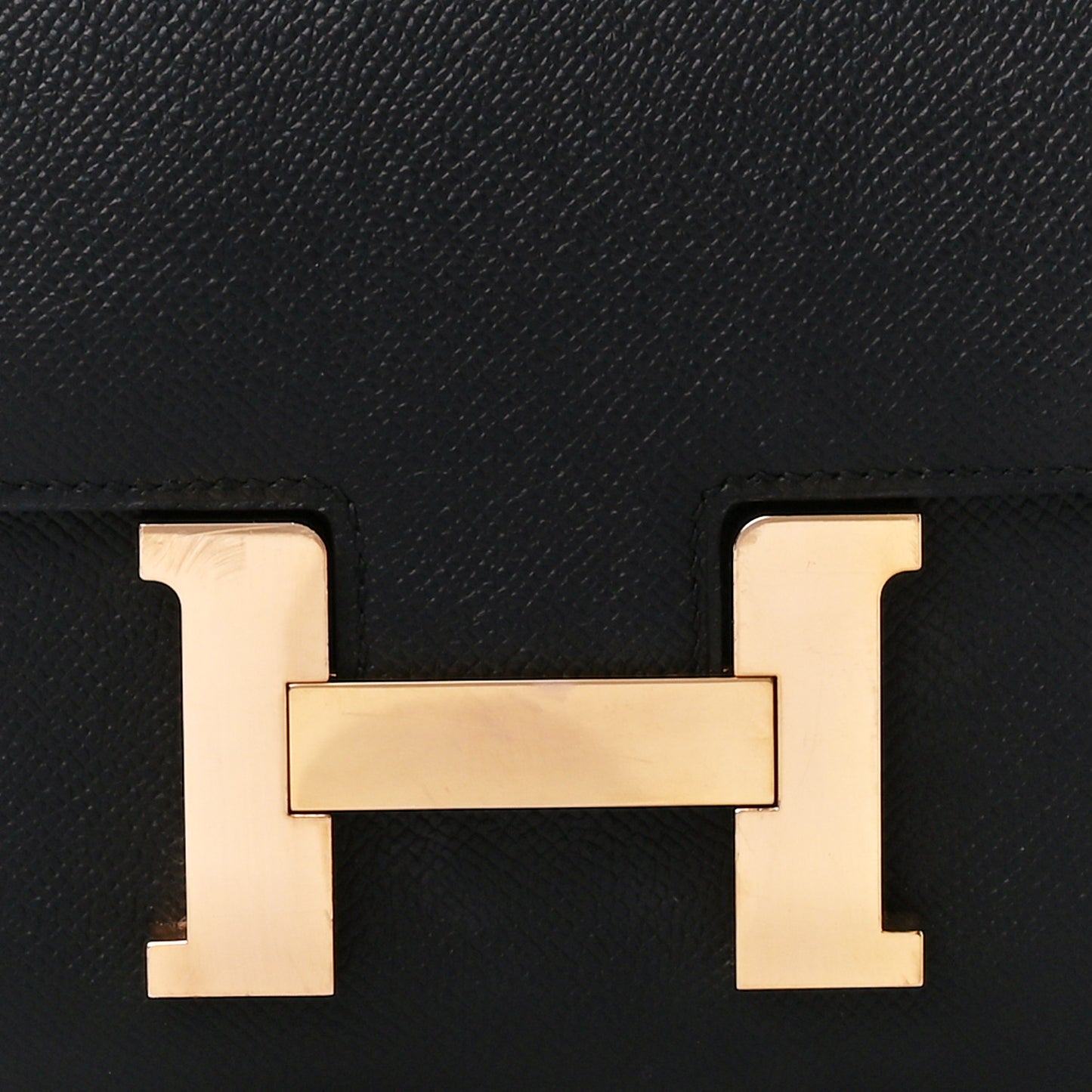 Epsom Constance 24 Black