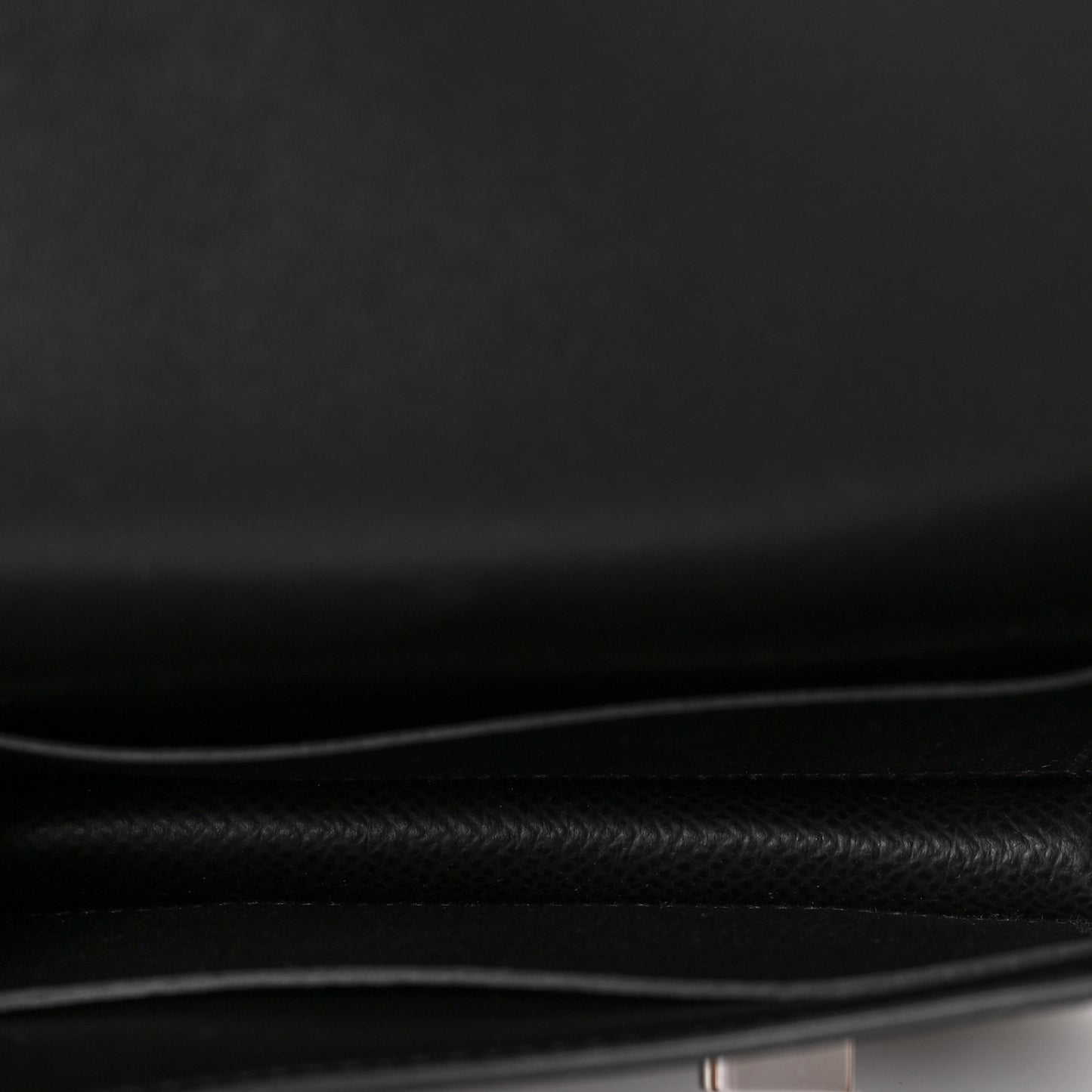 Epsom Constance Slim Wallet Black
