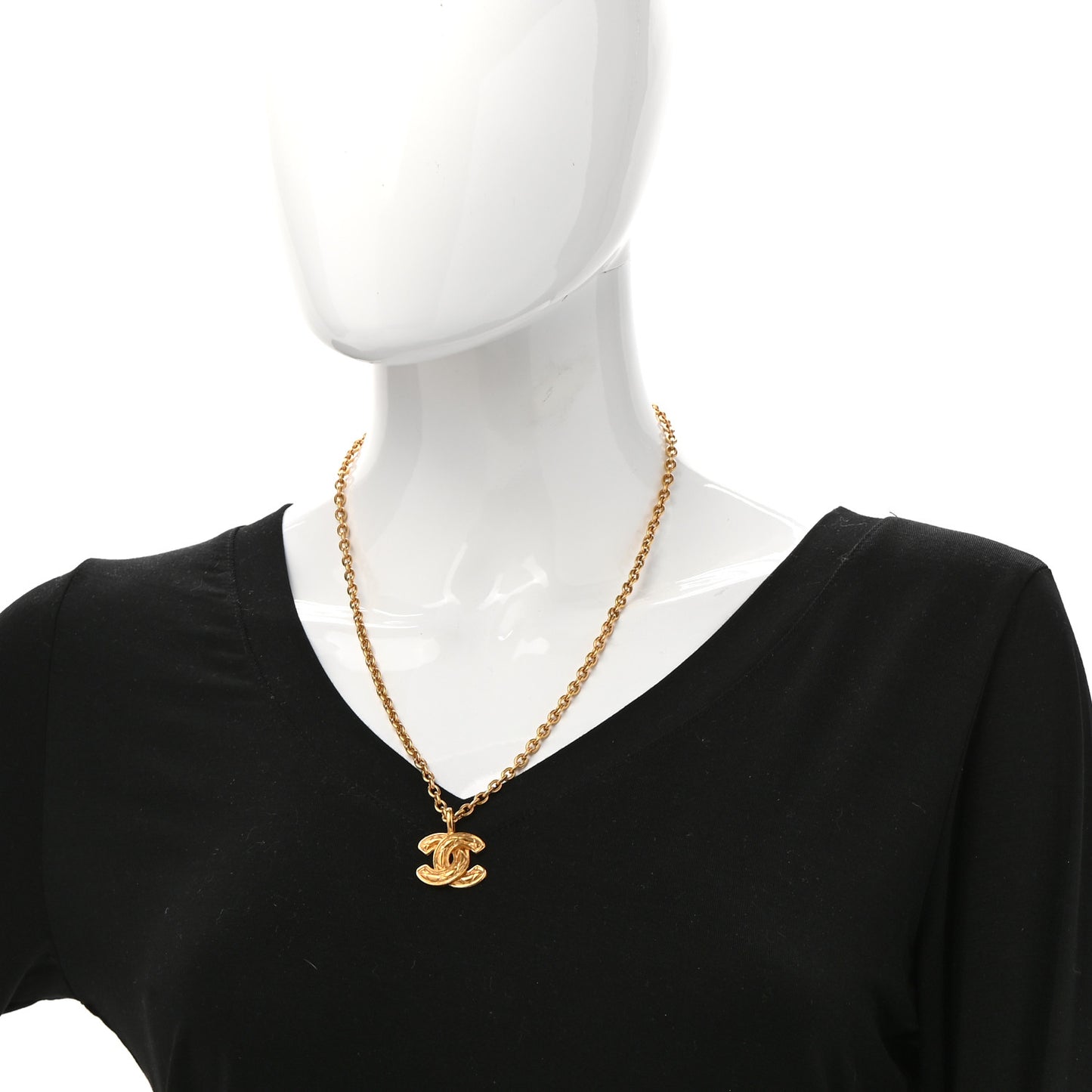 Quilted CC Chain Necklace Gold