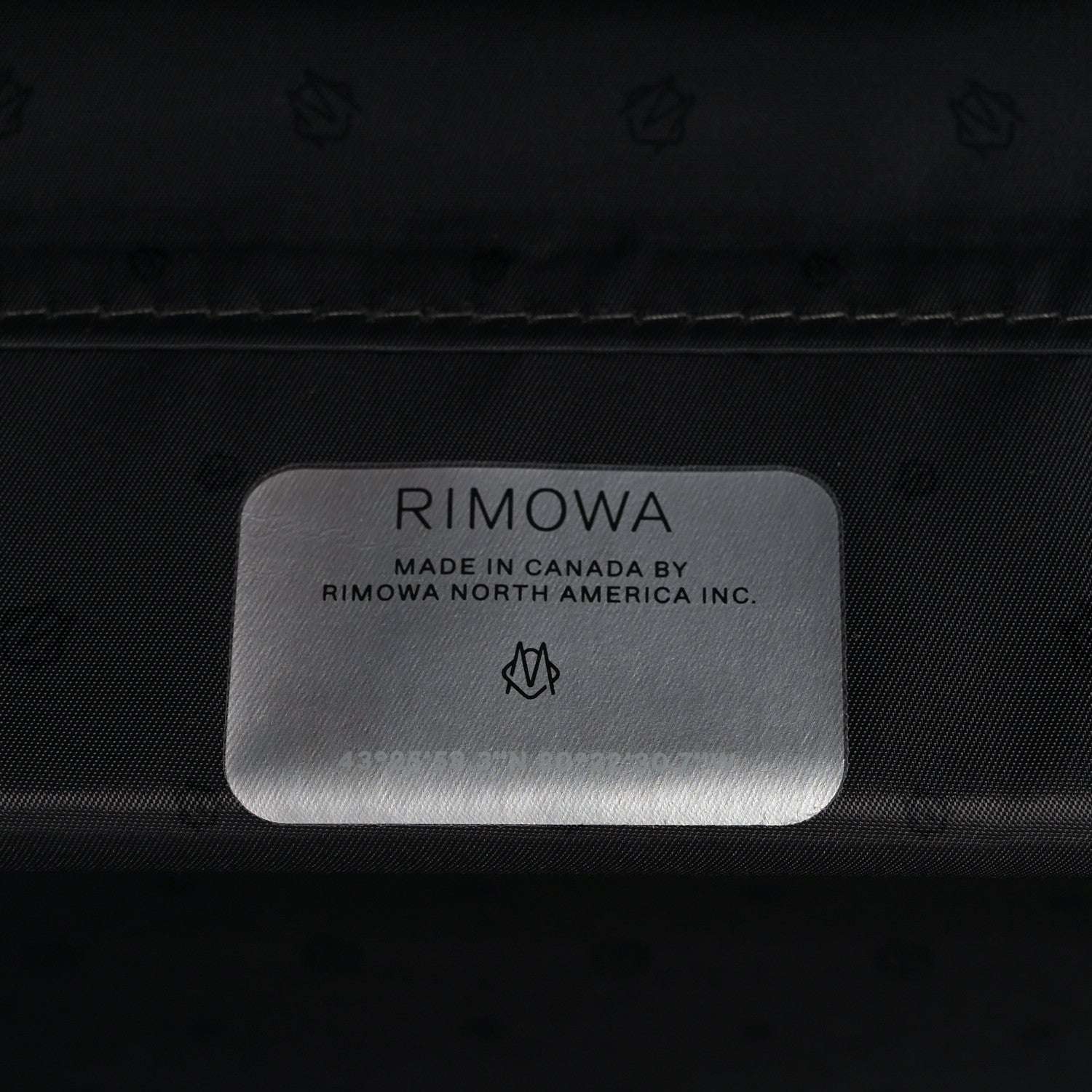 Rimowa Aluminum Original Cabin Plus Black 6 of 9