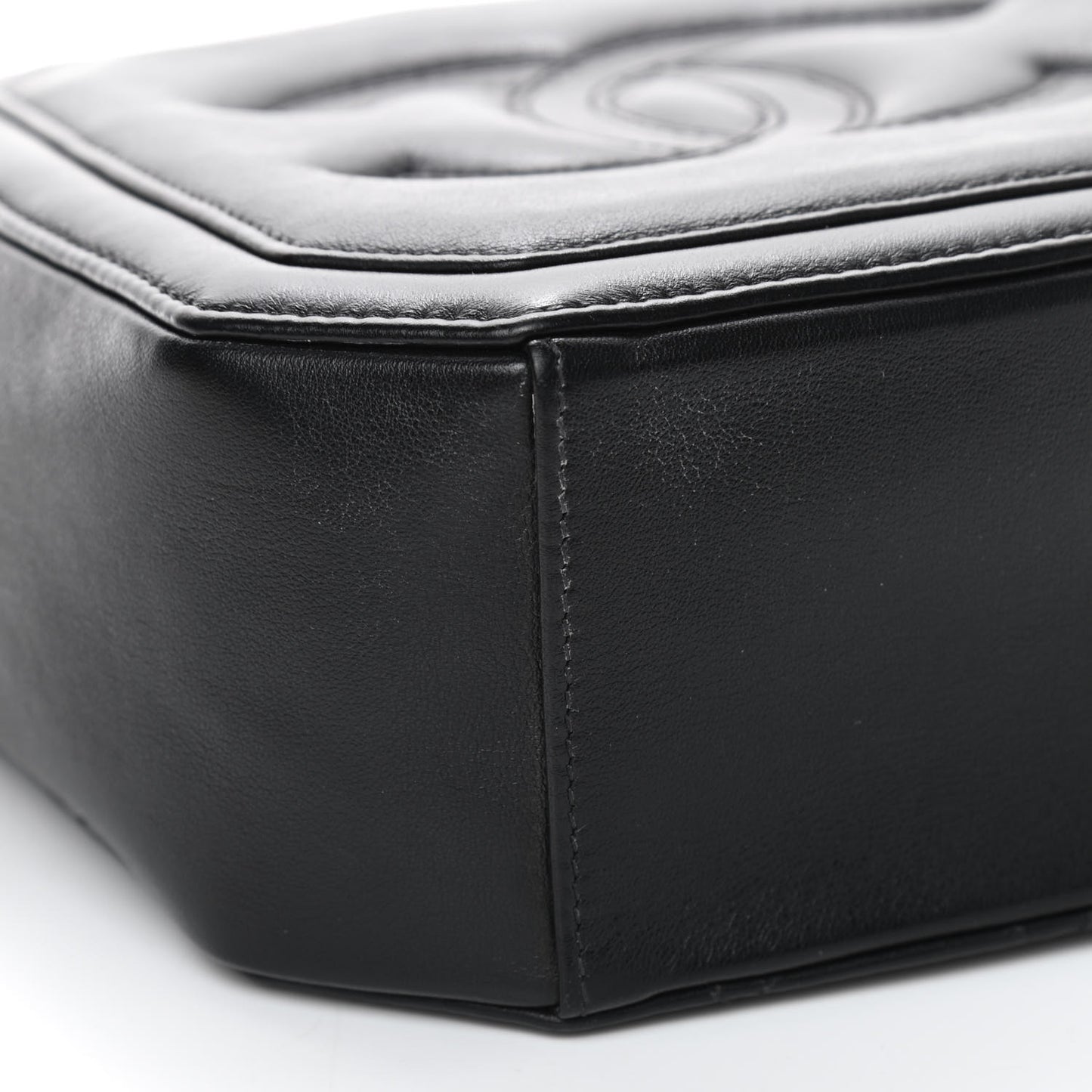 Lambskin Quilted CC On Top Vanity Black