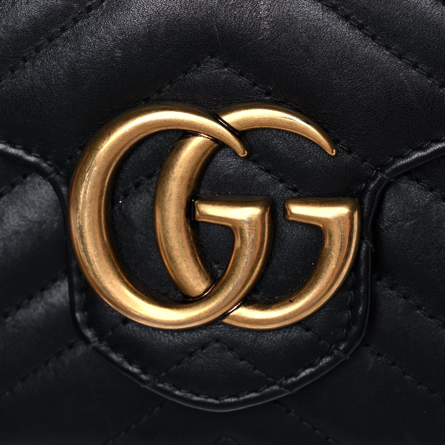 Calfskin Matelasse GG Marmont Chain Wallet Black
