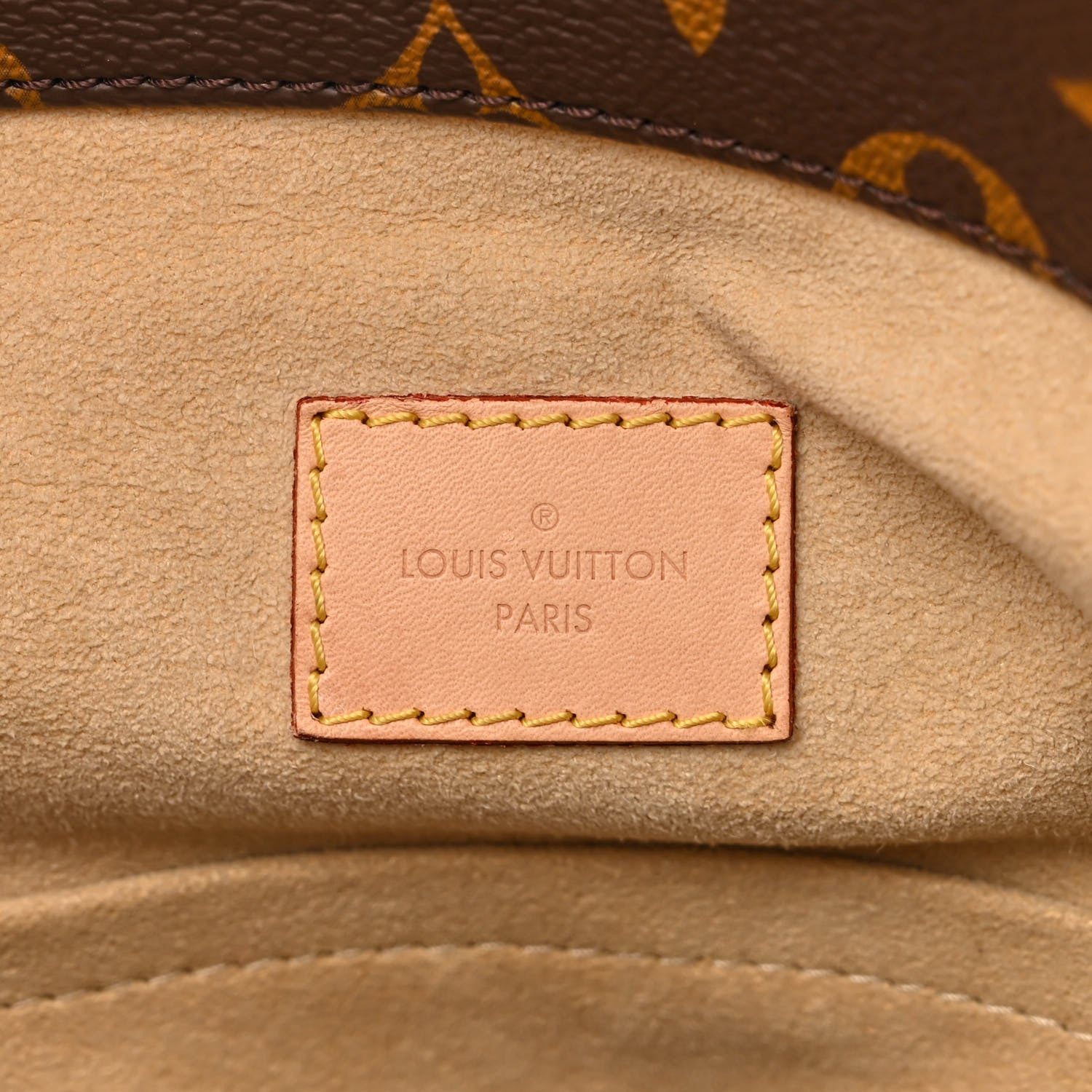 Louis Vuitton Monogram Artsy MM 6 of 12