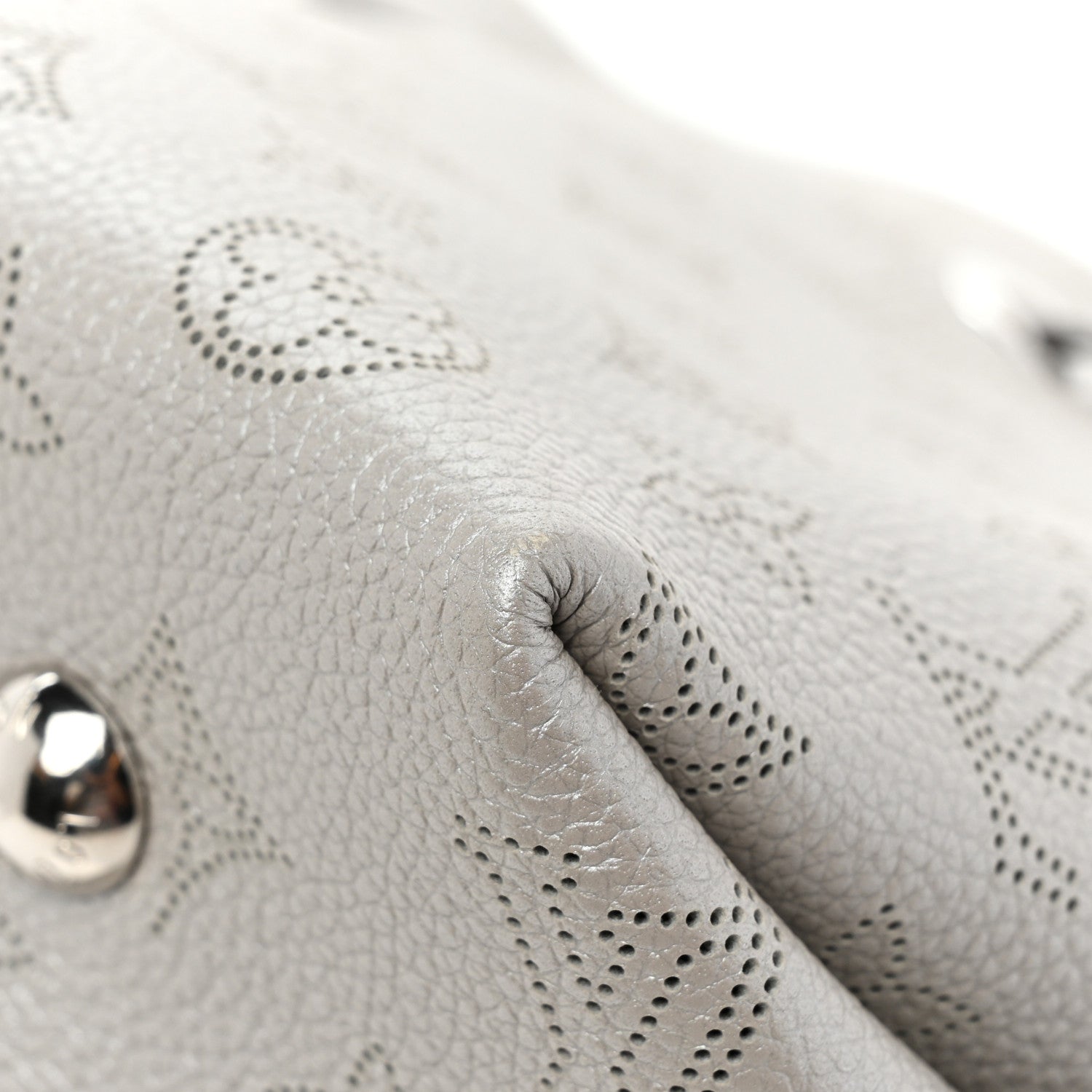 Louis Vuitton Metallic Mahina Bella Gris Souris 9 of 12