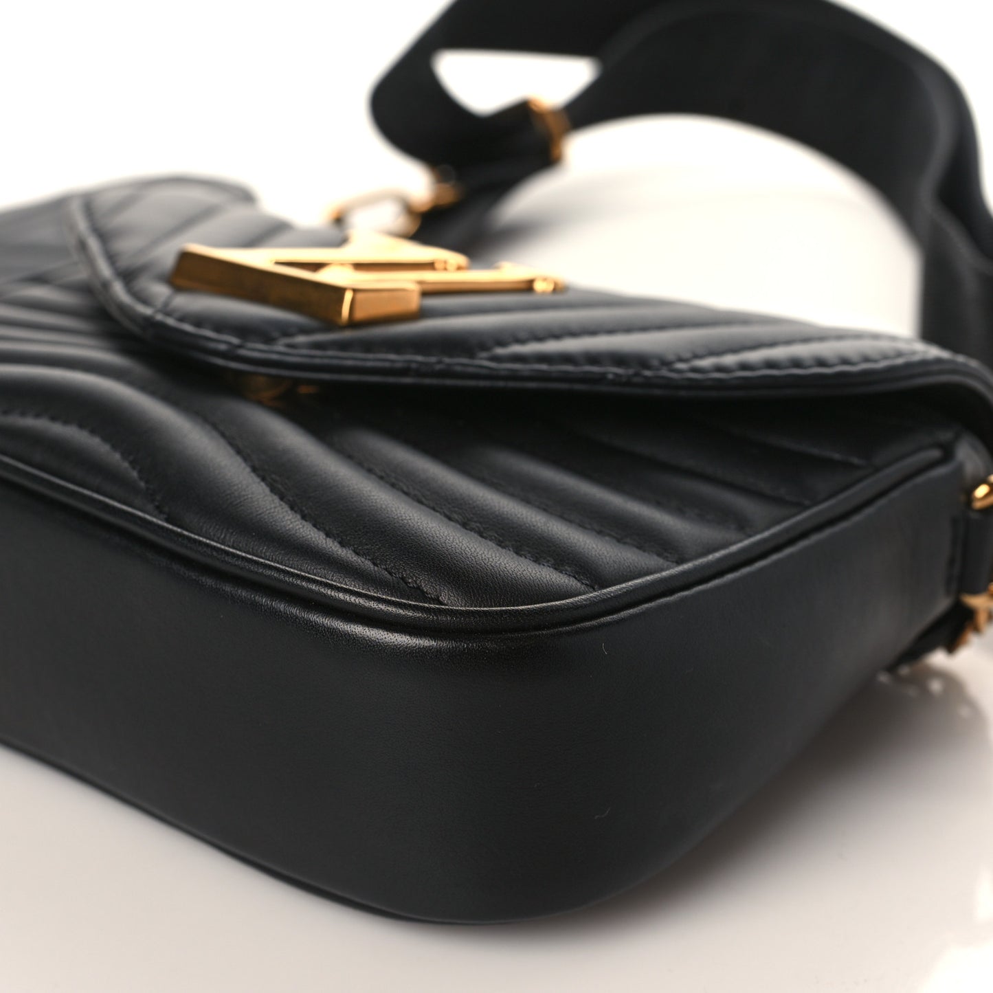 Calfskin New Wave Multi Pochette Black