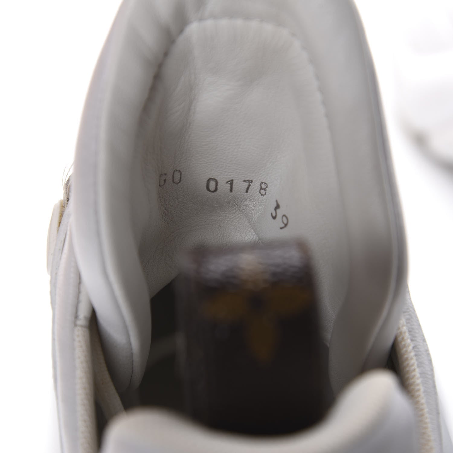 Louis Vuitton Calfskin Technical Nylon LV Archlight Sneakers 39 Marine 9 of 12