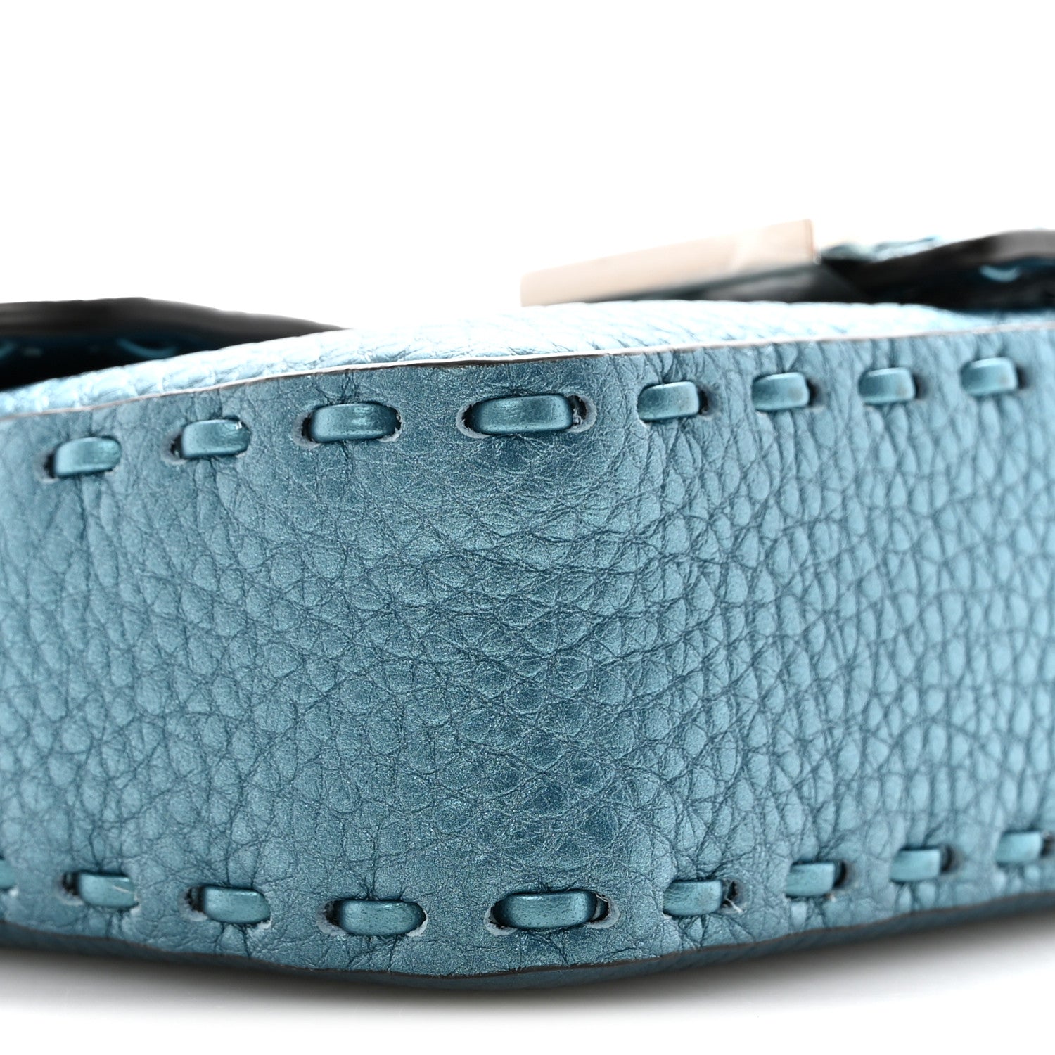 Fendi Metallic Cuoio Roma Sellerissima Nappa Sintetica Tape Stitch Mini Baguette Placca Argento 8 of 9