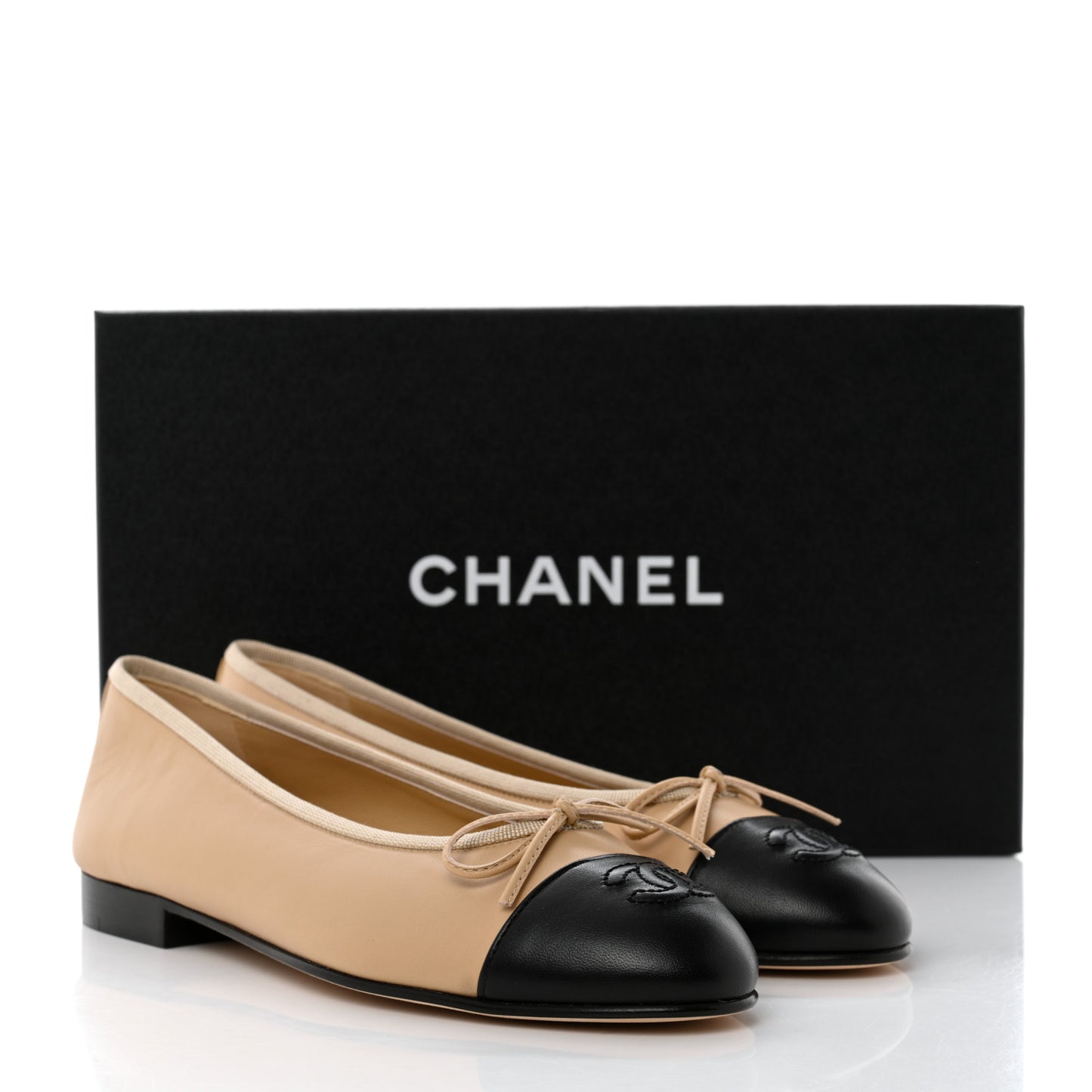 Lambskin Cap Toe CC Ballerina Flats 36.5 Beige Black