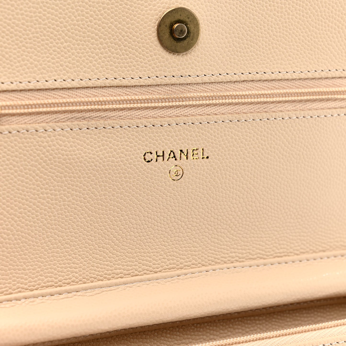 Caviar Quilted Textured CC Wallet On Chain WOC Beige