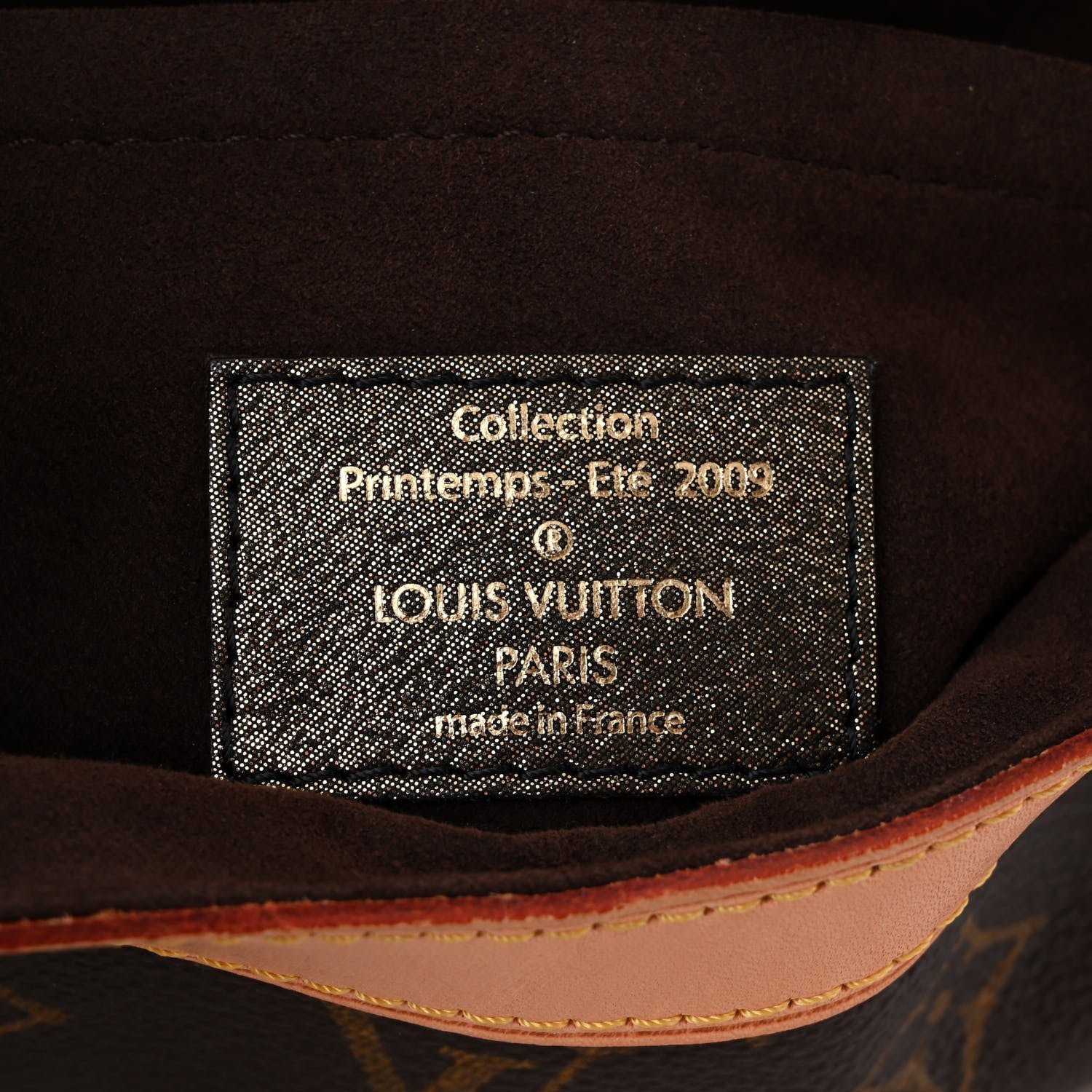 Louis Vuitton Monogram Kalahari GM 6 of 9