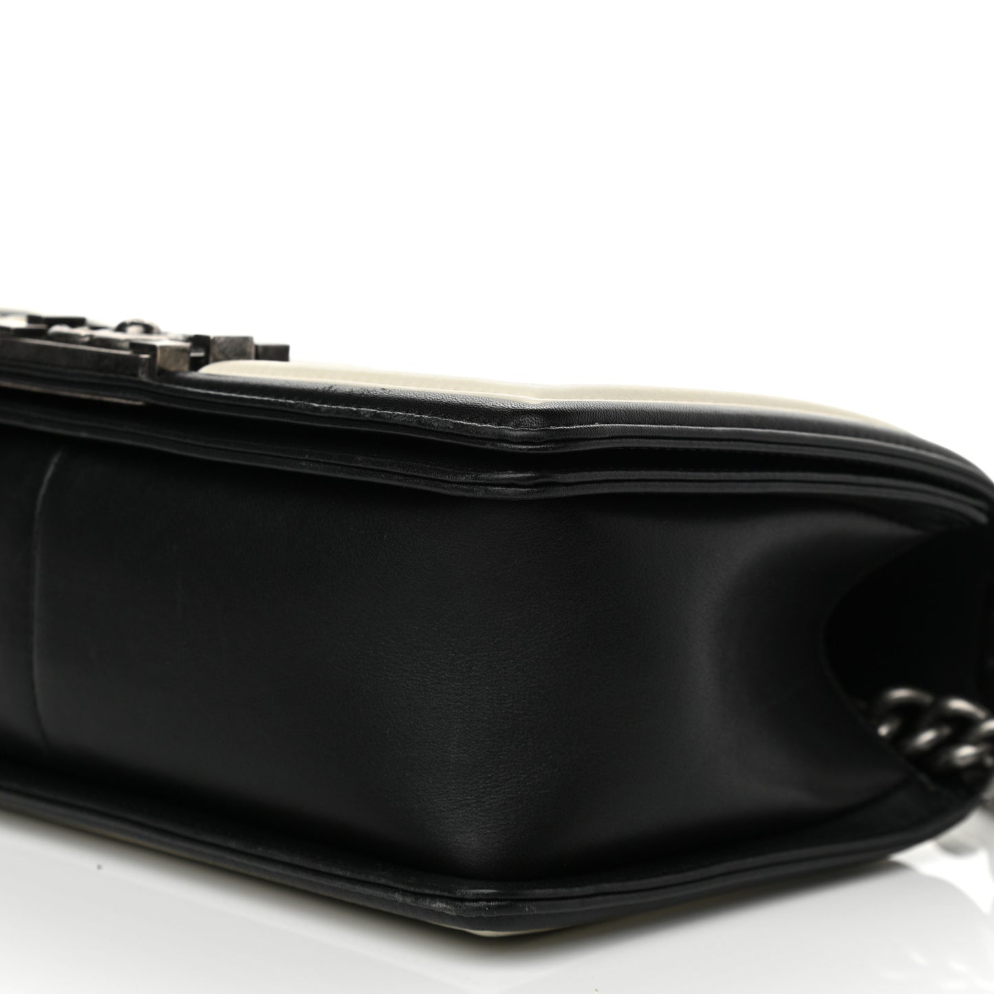 Calfskin Pleated Medium Boy In Rome Flap Black White
