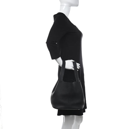 Hermes Taurillon Clemence Picotin Lock 22 MM Black 2 of 10