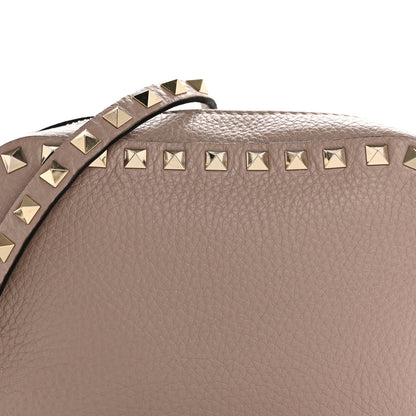 Valentino Garavani Pebbled Calfskin Rockstud Camera Crossbody Bag Poudre 7 of 12