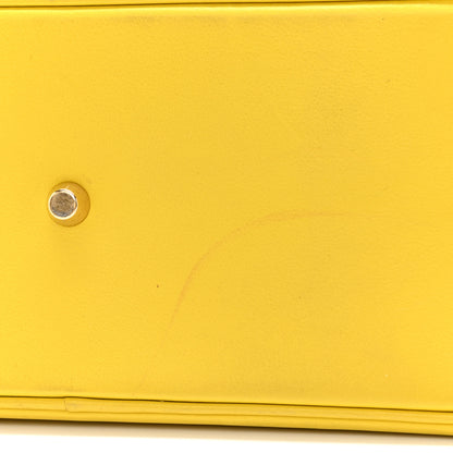 Christian Dior Smooth Calfskin Medium Diorissimo Tote Vert Acide 13 of 15