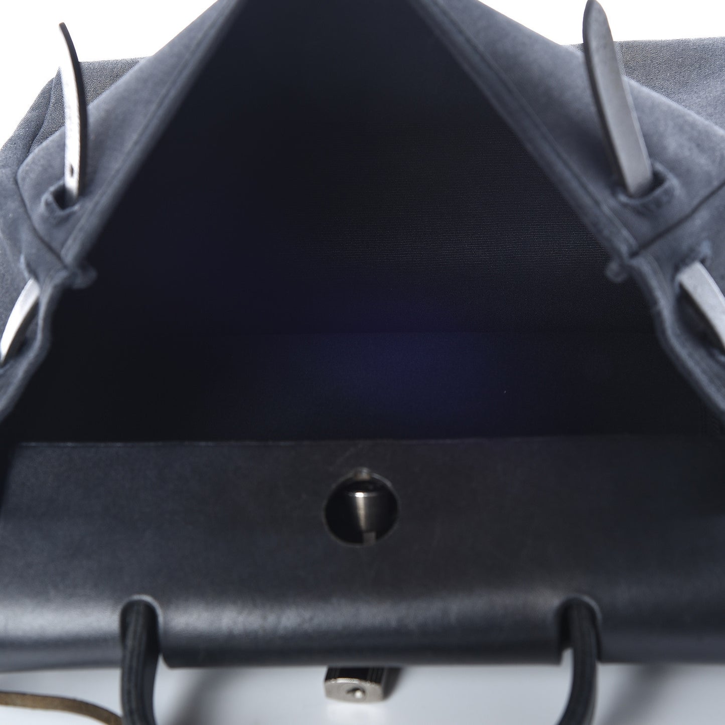 Toile Vache Calfskin Herbag 30 PM Black