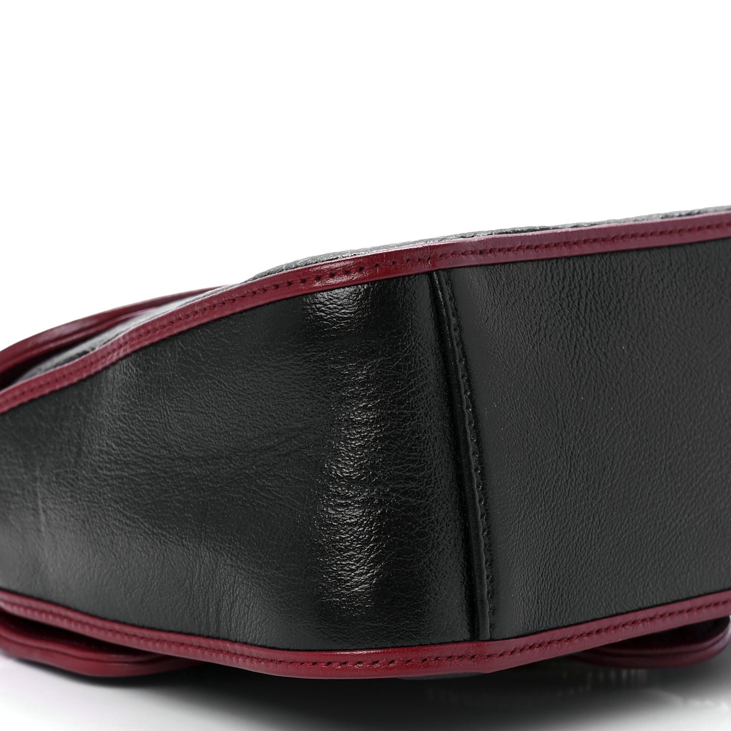 Vintage Effect Calfskin Matelasse Diagonal Mini Torchon GG Marmont Top Handle Shoulder Bag Black Romantic Cherry