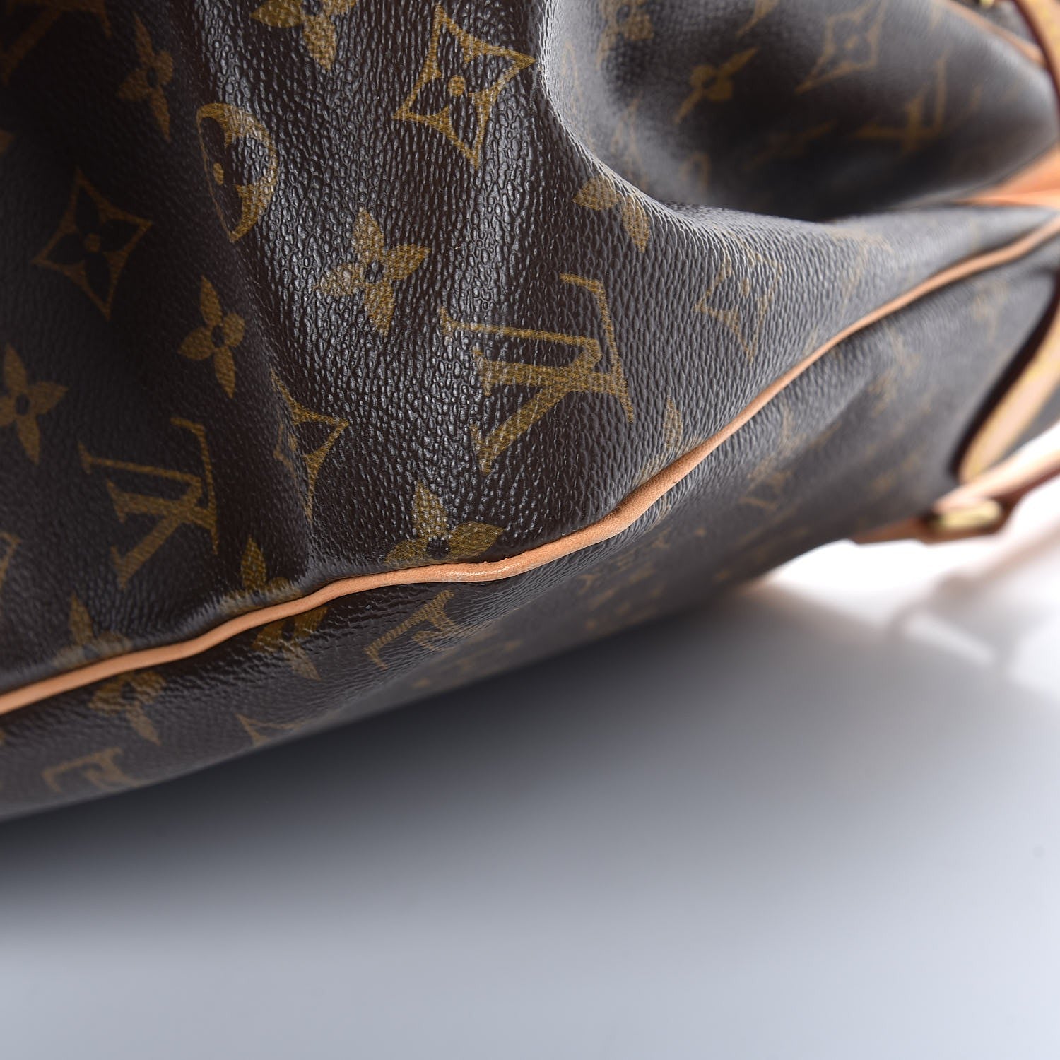 Louis Vuitton Monogram Batignolles Horizontal 13 of 13