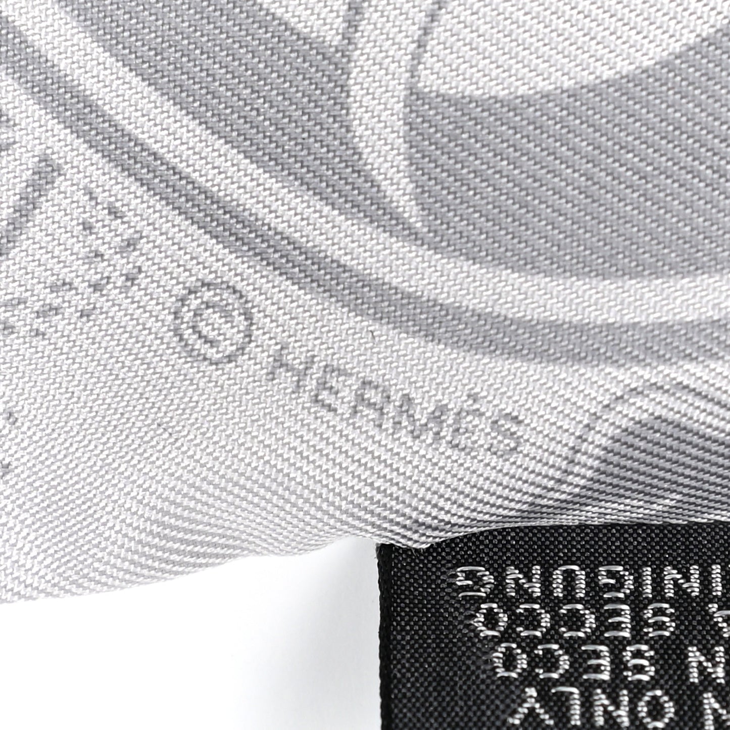 Silk Ex-Libris Les Parisiennes Twilly Gris Perle Jaune