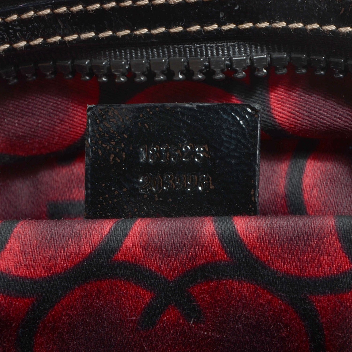 Gucci Dialux Snow Glam Medium Boston Black 7 of 9