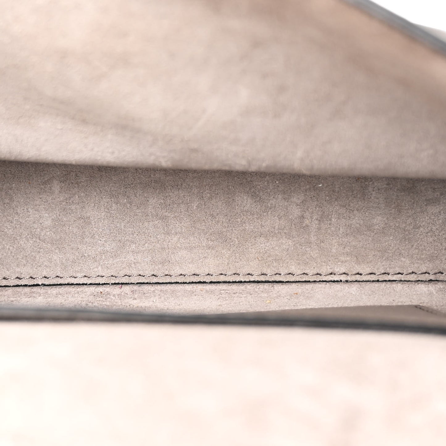 Pebbled Calfskin Medium Rockstud Flip Lock Crossbody Bag Poudre