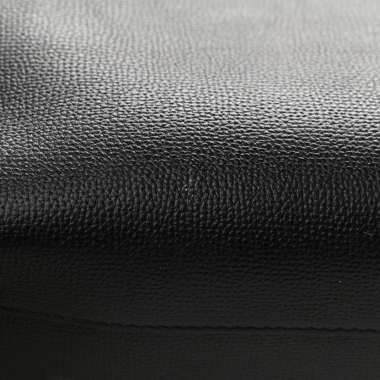 Grainy Calfskin House Check Medium Banner Tote Black
