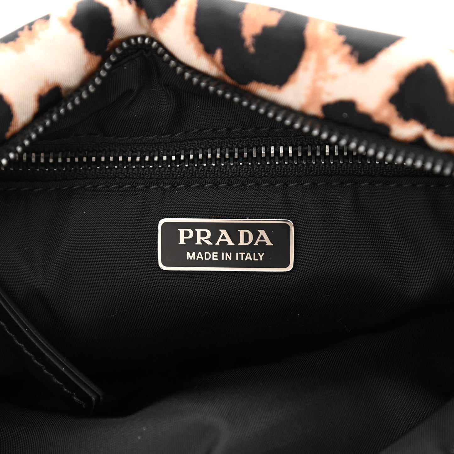 Tessuto Soft Nylon Leopard Print Crossbody Avorio