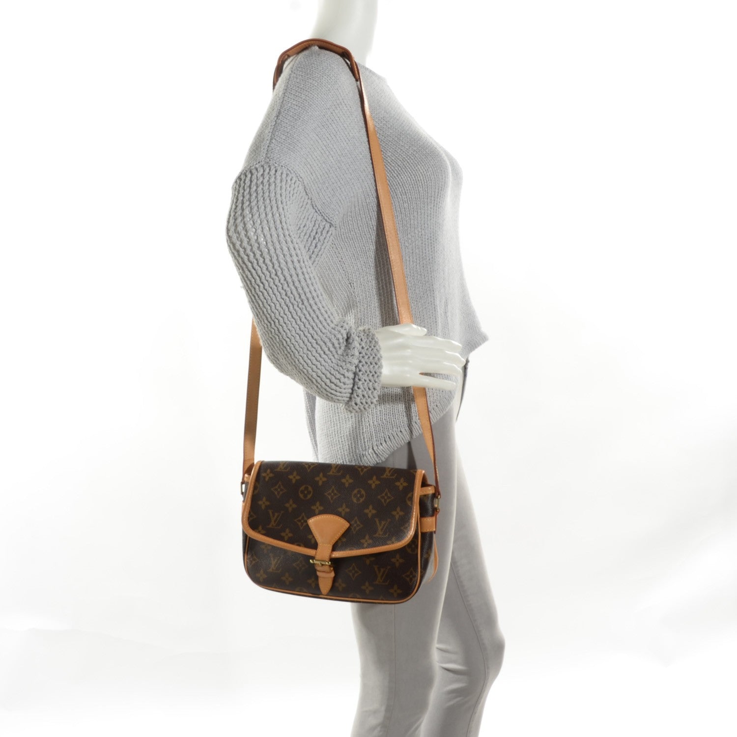 Louis Vuitton Monogram Sologne 2 of 7