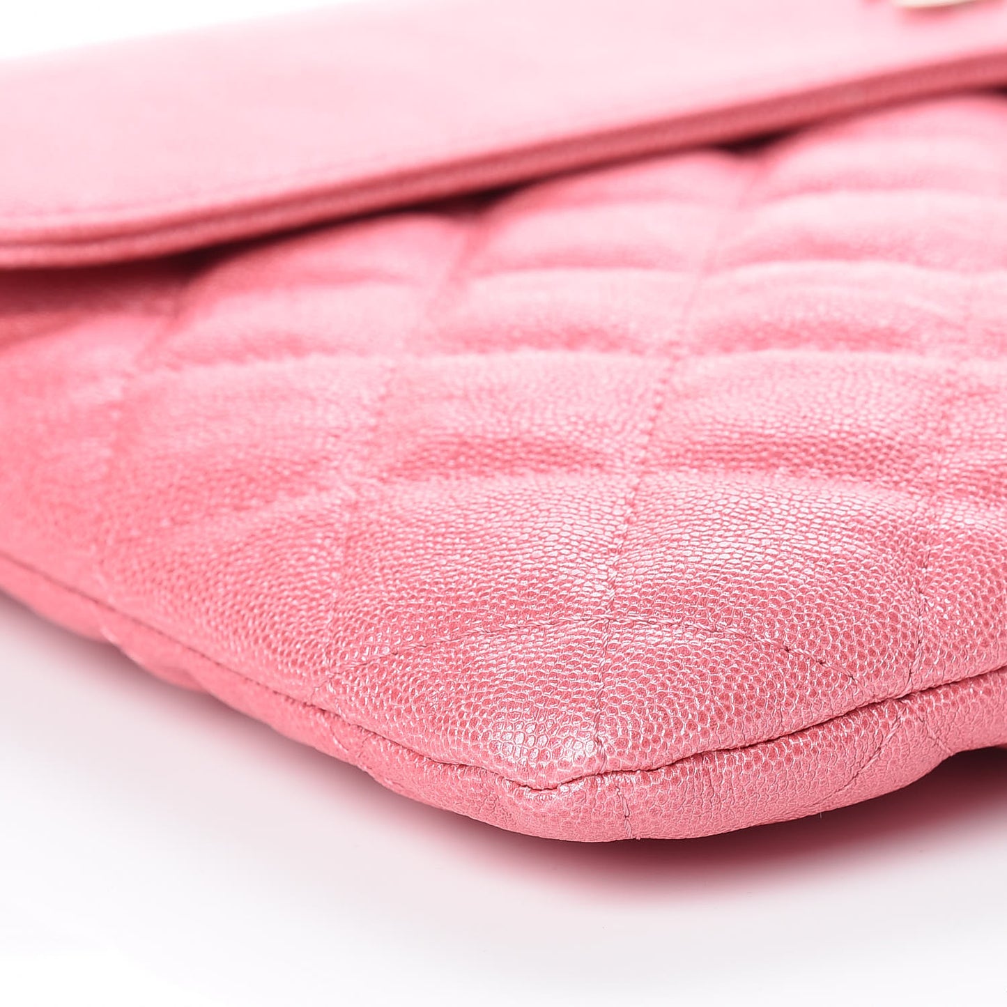 Iridescent Caviar Quilted Medium Flap Cosmetic Case Pink