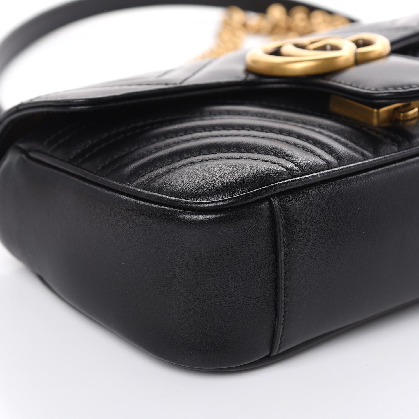 Calfskin Matelasse Mini GG Marmont Shoulder Bag Black