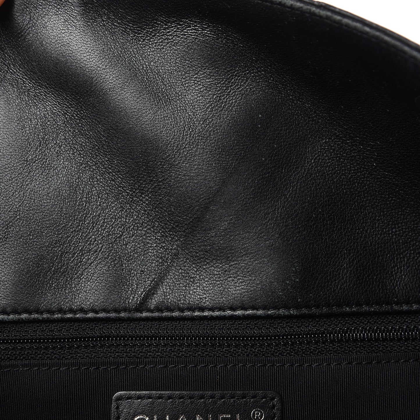Lambskin Quilted Medium Urban Delight Tote Black