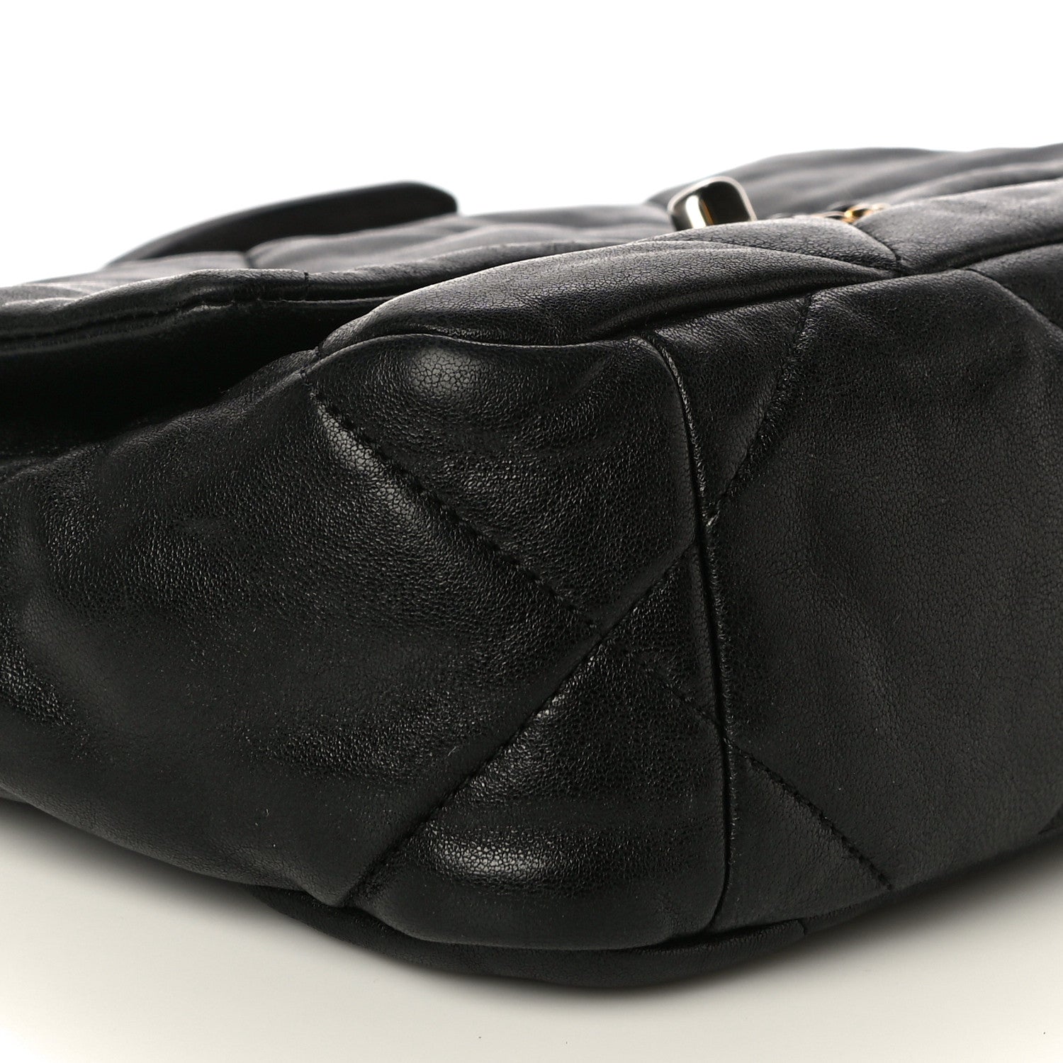 Chanel Lambskin Quilted Medium Chanel 19 Flap Black 10 of 15