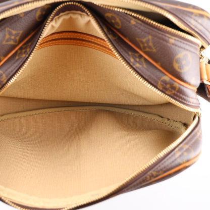 Louis Vuitton Monogram Reporter PM 6 of 11