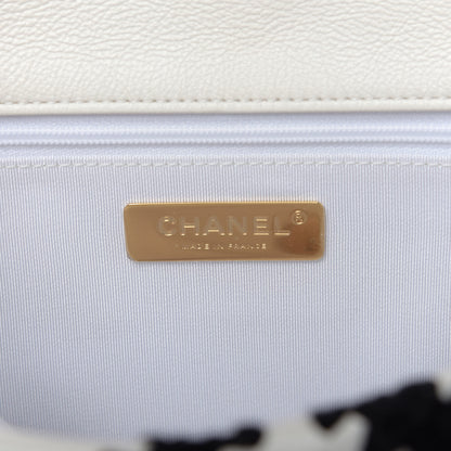 Chanel Calfskin Crochet Medium 19 Flap White Black 8 of 9