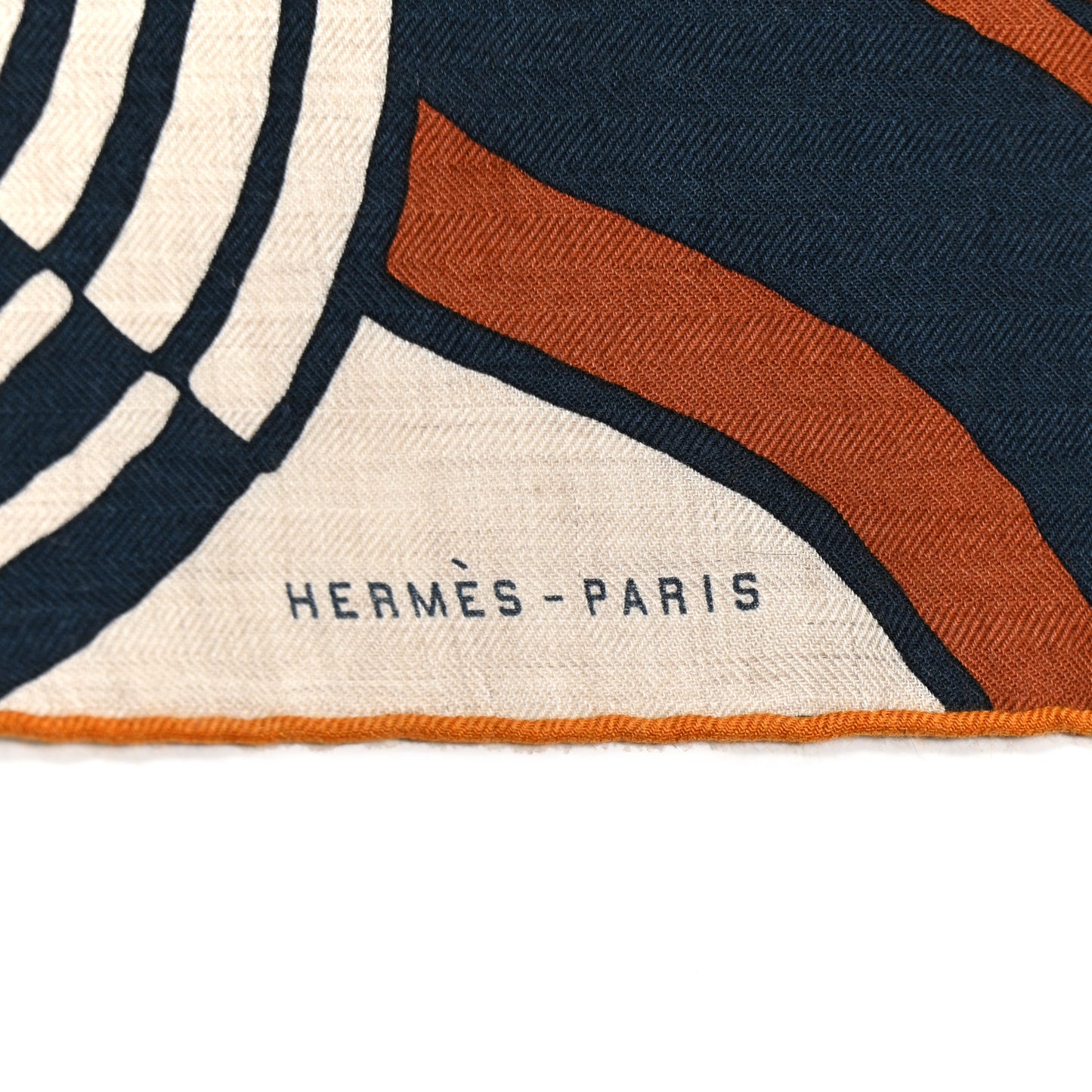 Cashmere Silk Cheval Vague Giant Pointe Triangle Scarf Caramel Bleu Naturel