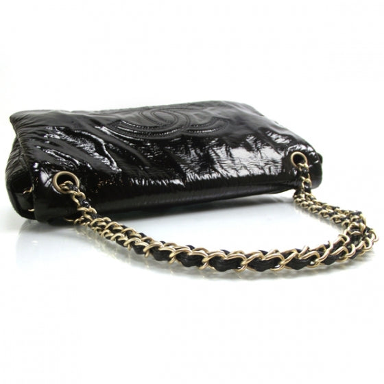 Vinyl Rock and Chain Medium Flap Black