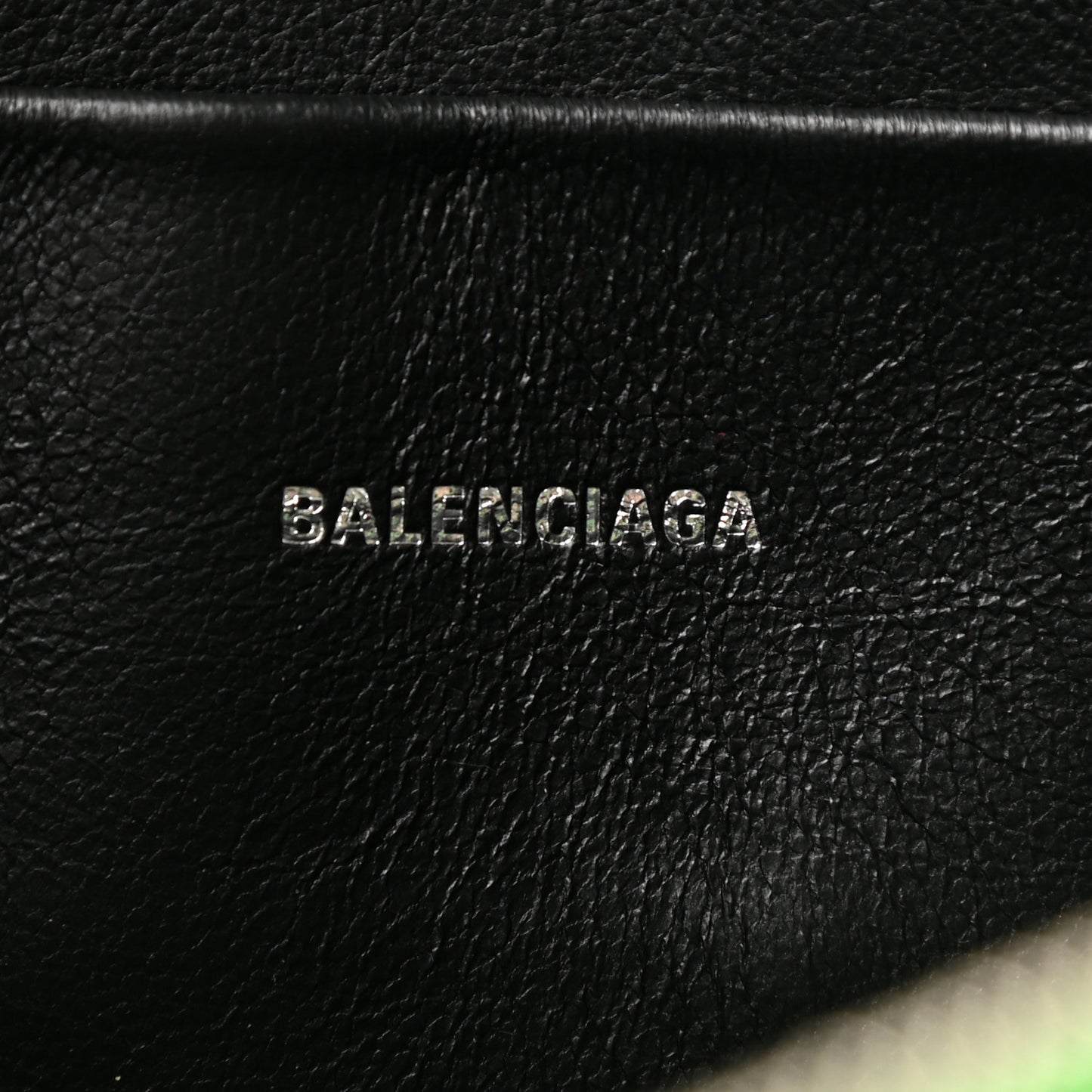 Shiny Calfskin Crocodile Embossed Large Cash Pouch With Handle Fluo Green Black